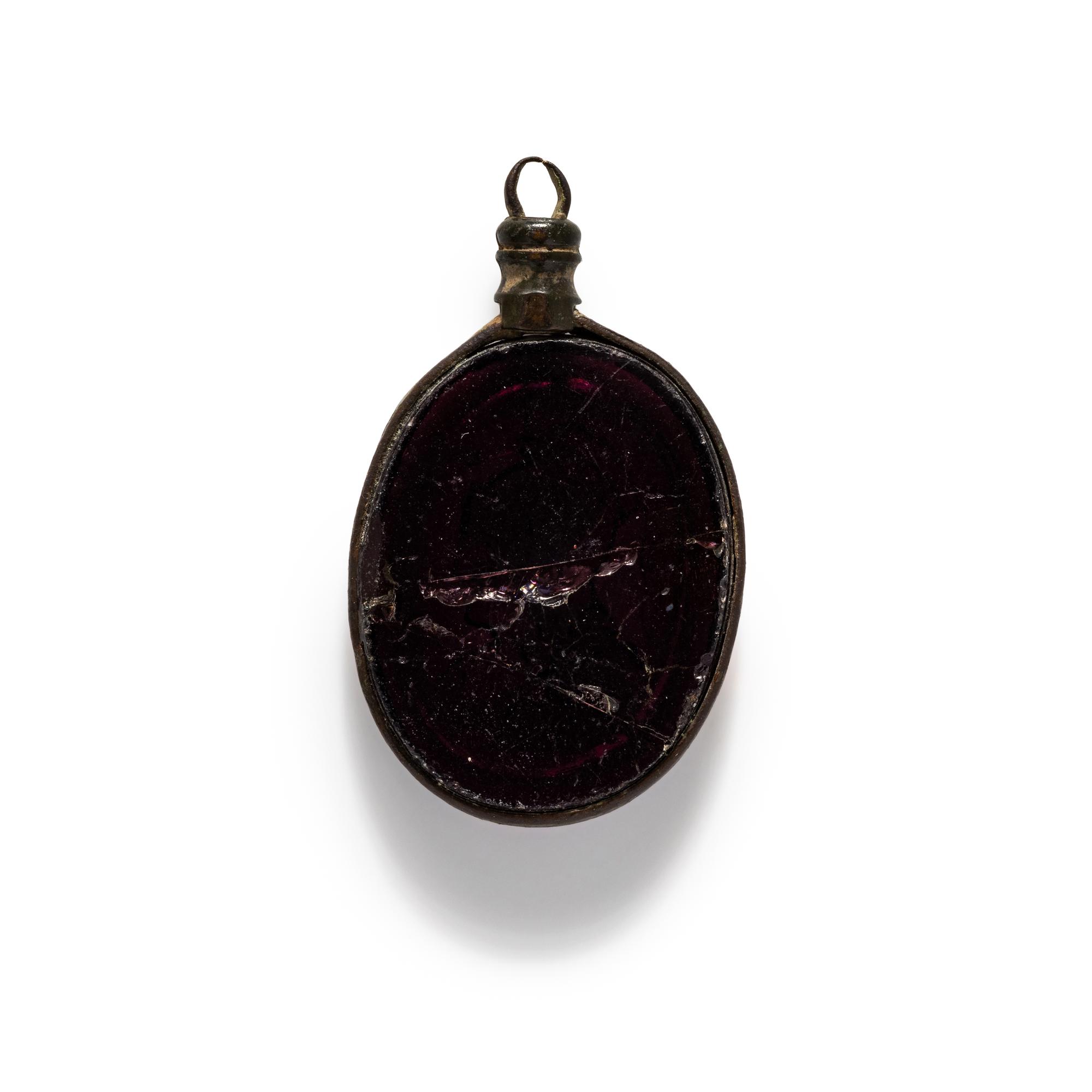 A Neoclassical Glass Cameo Pendant of Minerva