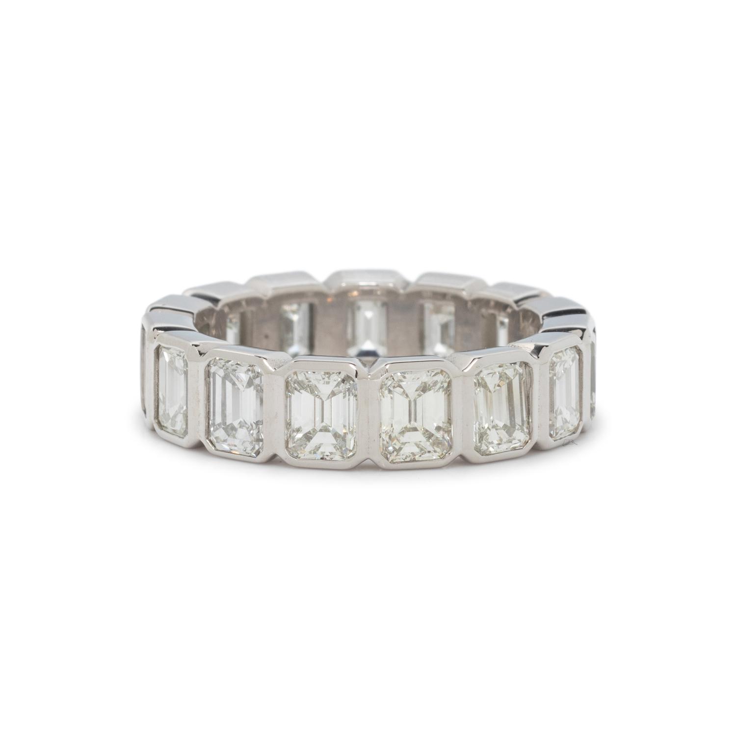 DIAMOND AND PLATINUM ETERNITY BAND