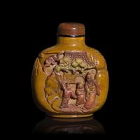 A Chinese Well-Carved Agate "Sage and Attendants" Snuff Bottle