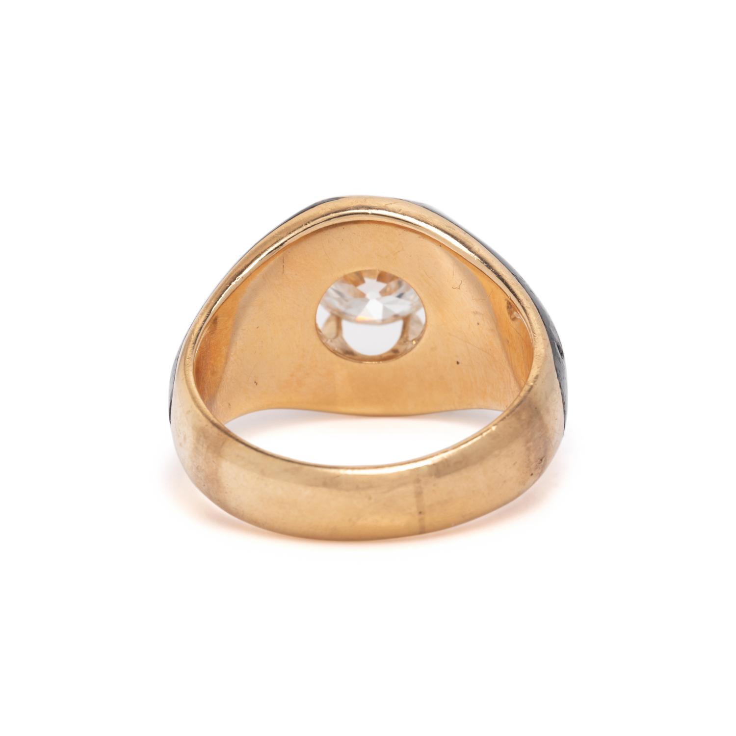 DIAMOND AND ENAMEL RING
