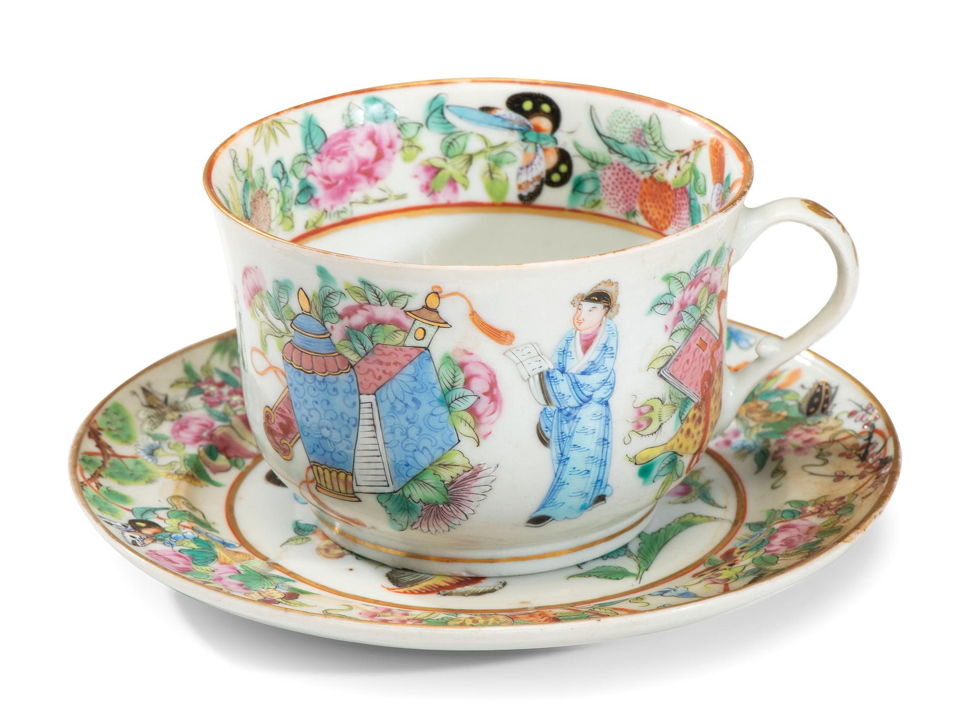 A Chinese Export Canton Famille Rose Porcelain Dinner Service