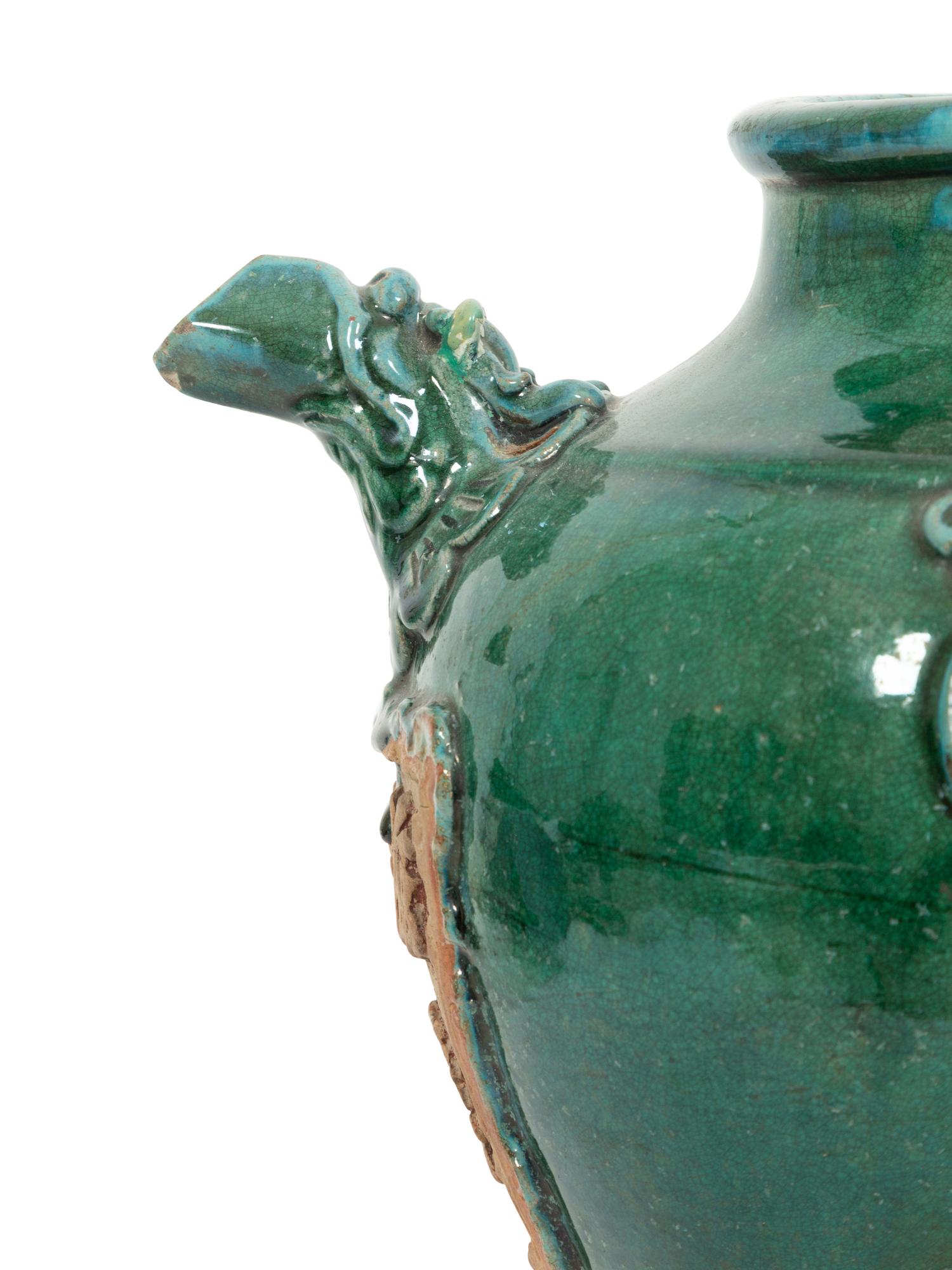A Chinese Green-Glazed Pottery Ewer