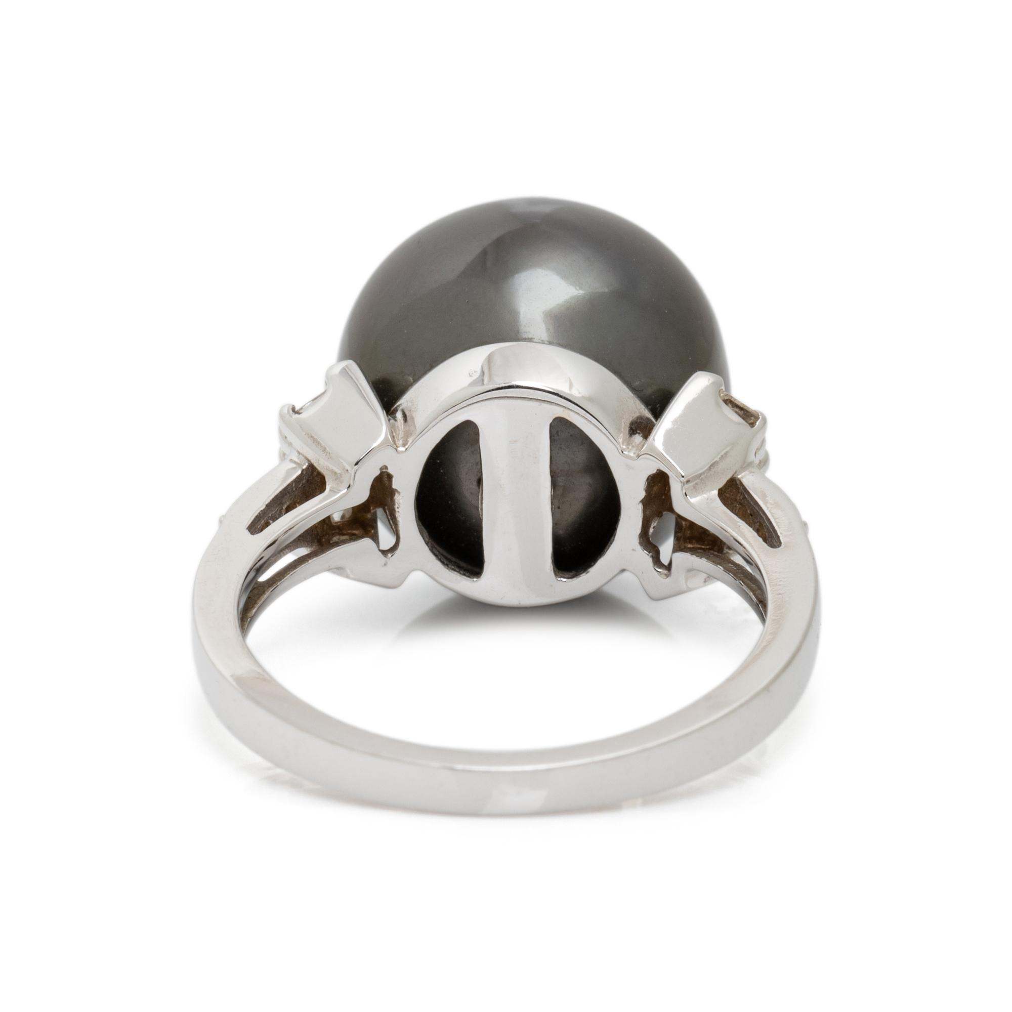 CULTURED TAHITIAN PEARL AND DIAMOND RING