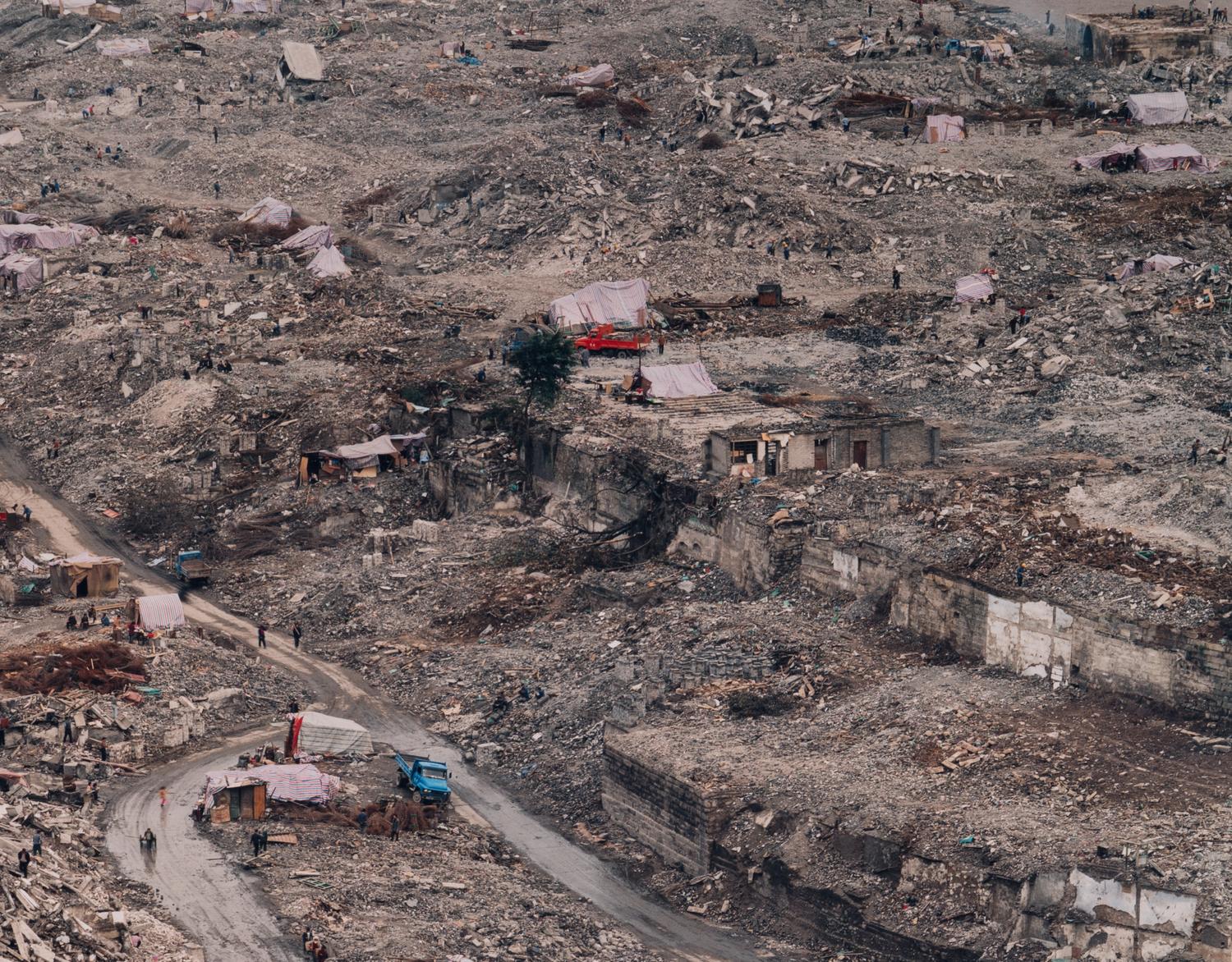 Feng Jie #6, Yangtze River China 2002 (from Three Gorges Dam Project ), printed 2003