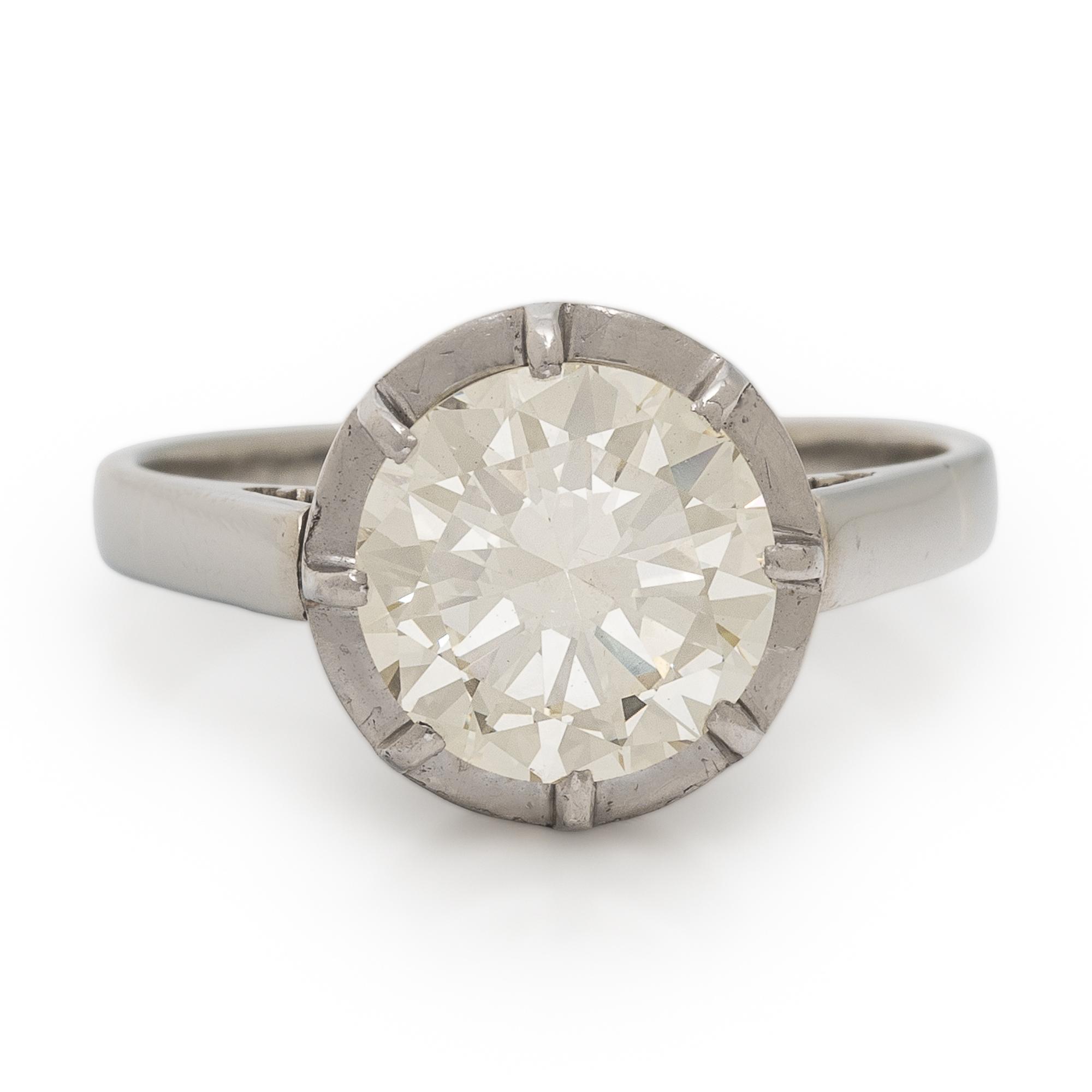 Diamond and White Gold Ring
