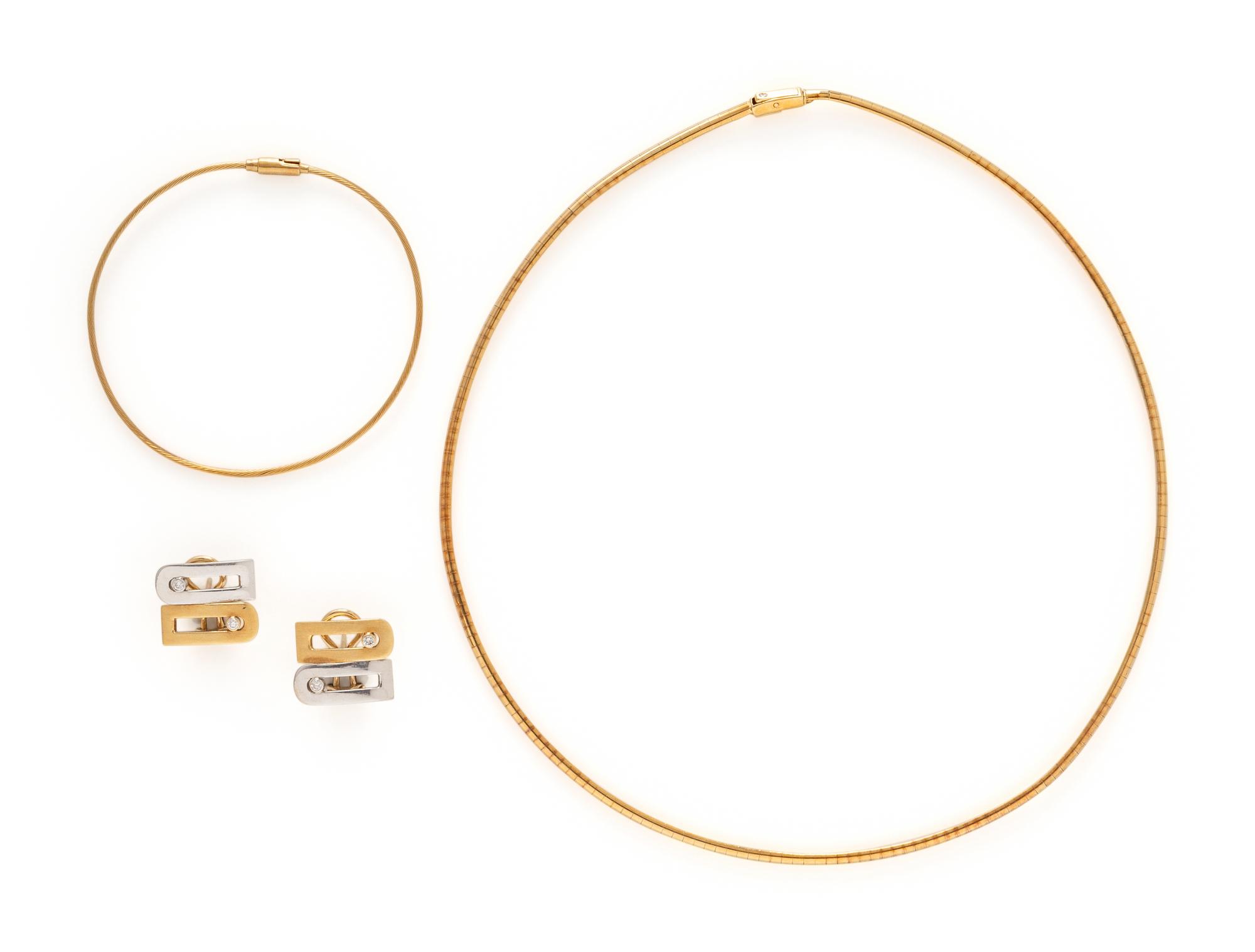 COLLECTION OF GOLD JEWELRY