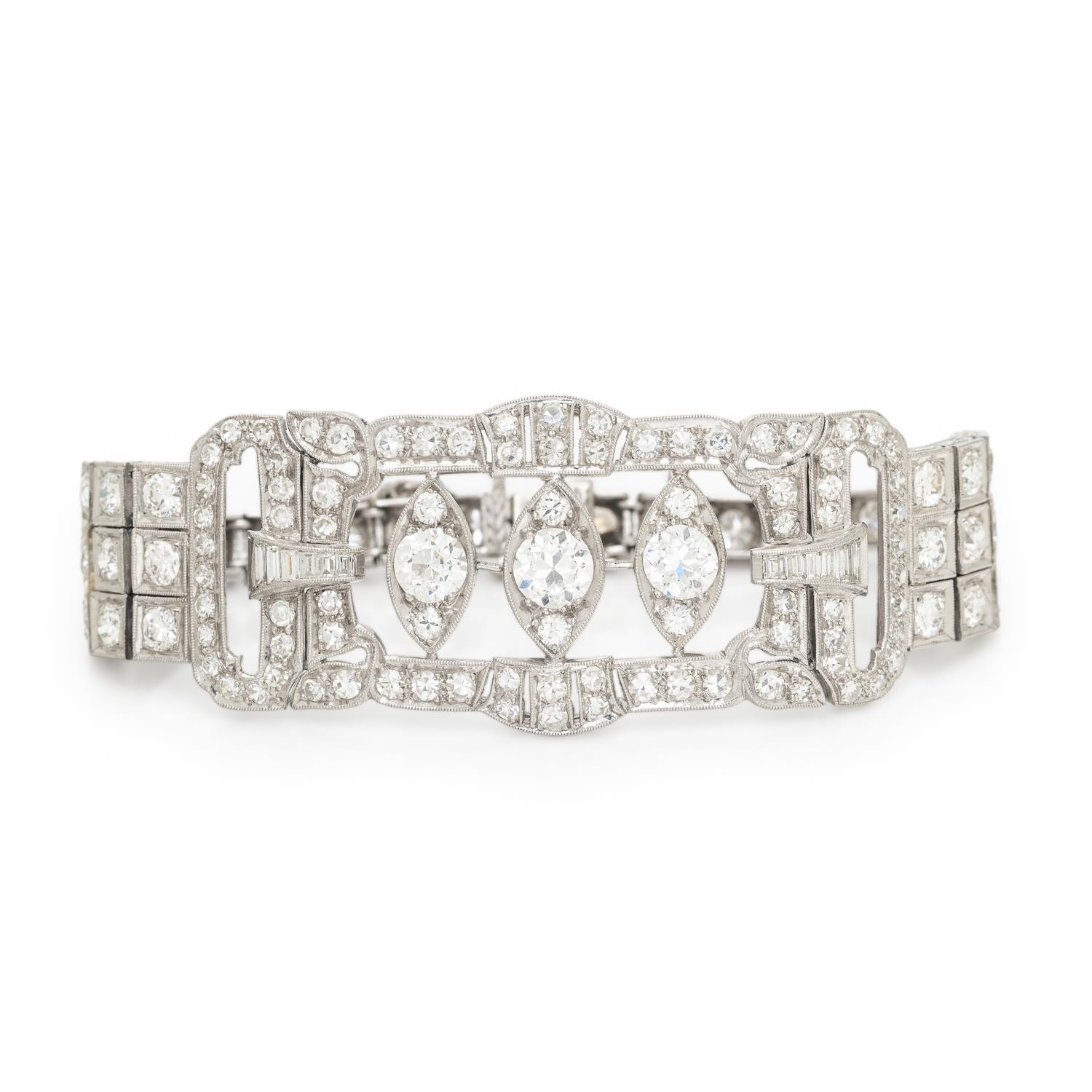 DIAMOND AND PLATINUM BRACELET