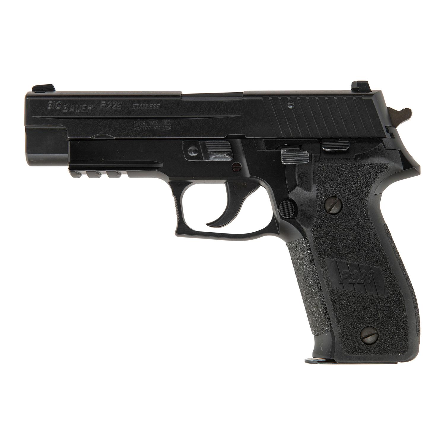*Sig P226 .40 in Box with Accessories