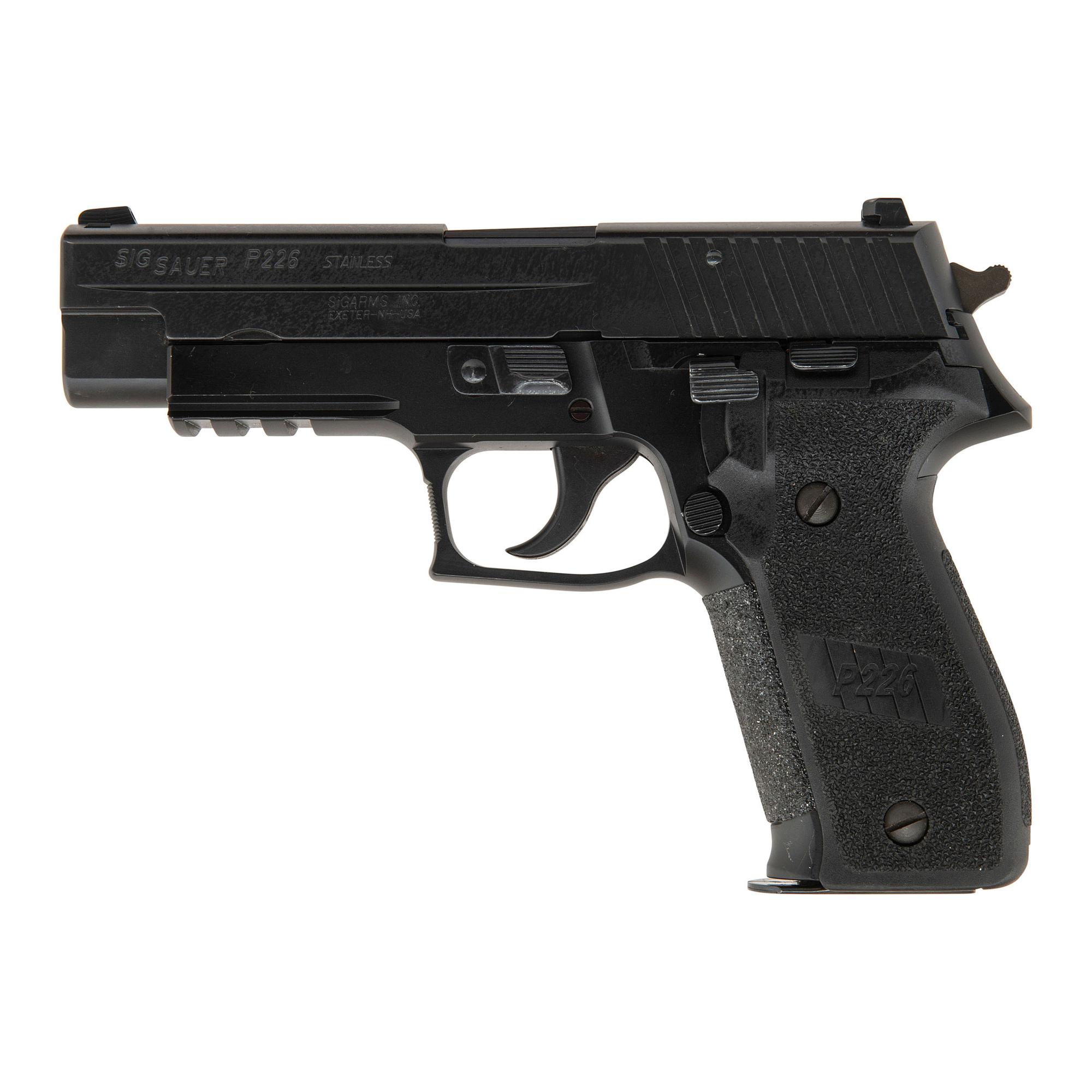 *Sig P226 .40 in Box with Accessories
