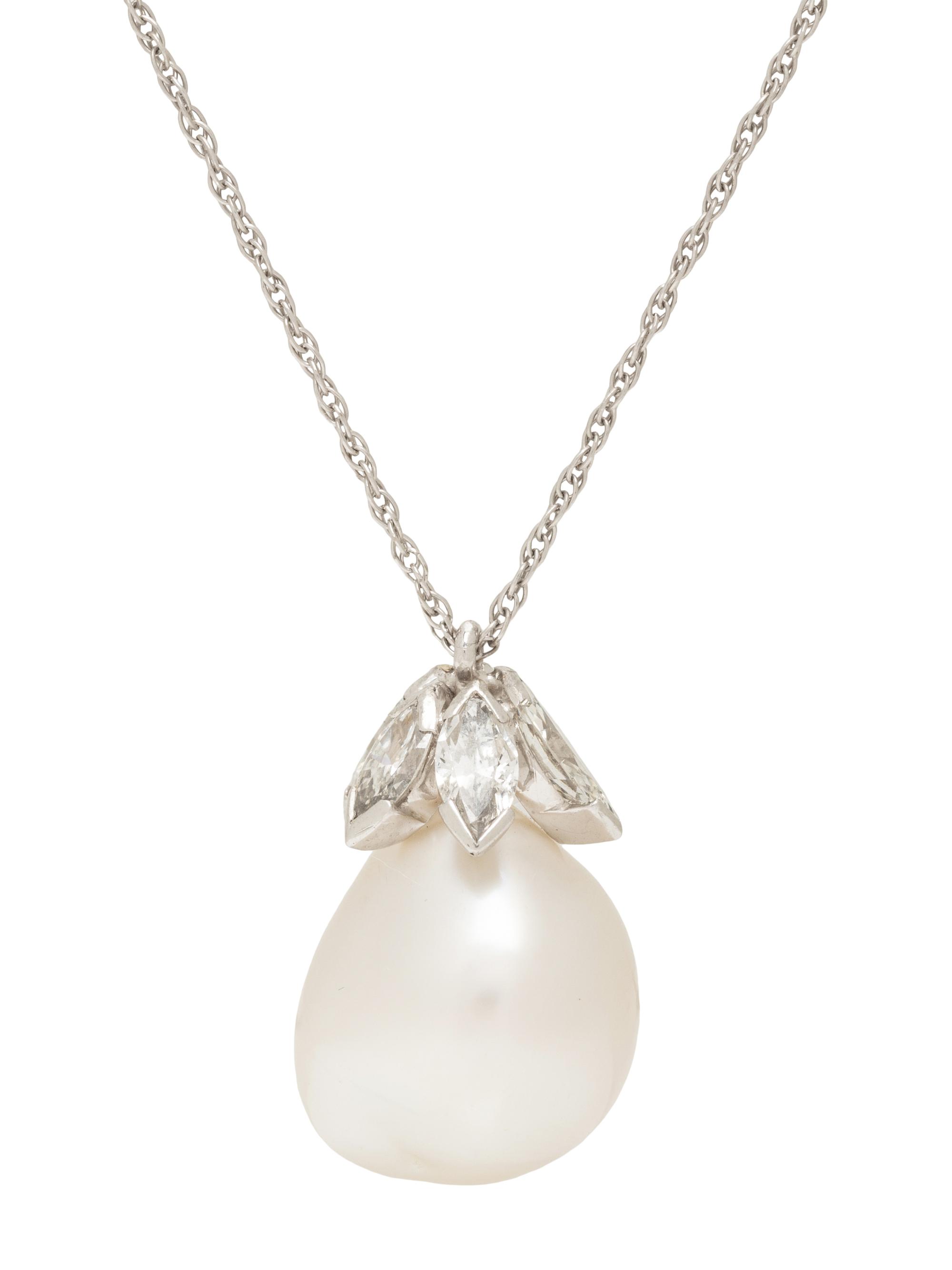 CULTURED BAROQUE SOUTH SEA PEARL AND DIAMOND PENDANT NECKLACE