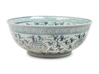 A Large Chinese Export Blue and White Porcelain Bowl