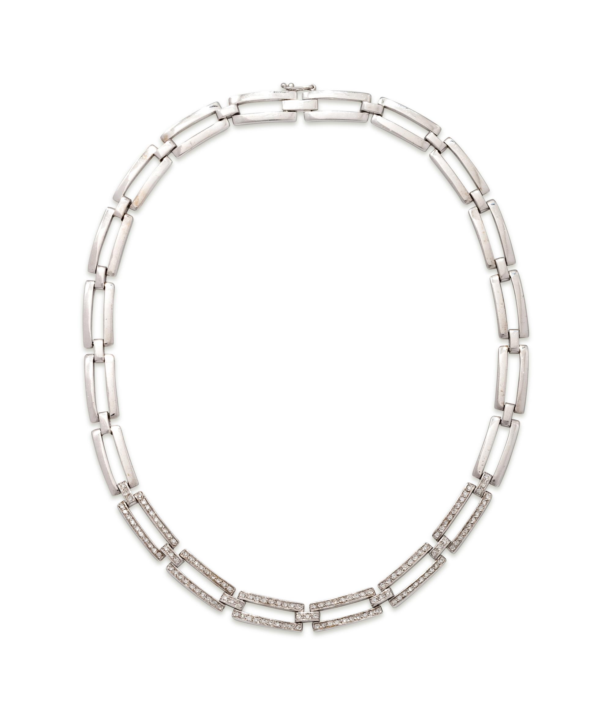 WHITE GOLD AND DIAMOND NECKLACE