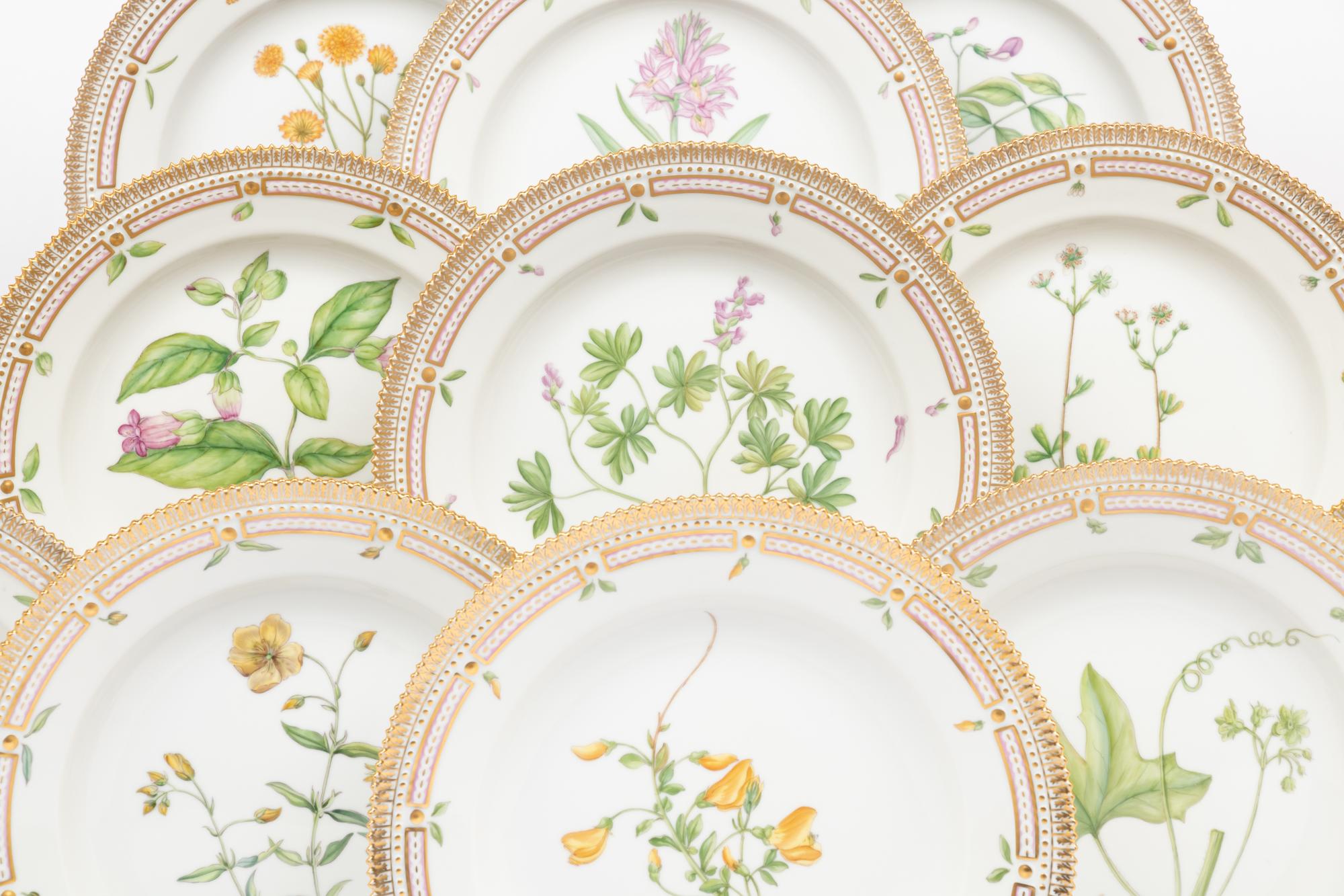 A Set of Fifteen Royal Copenhagen Flora Danica Porcelain Plates