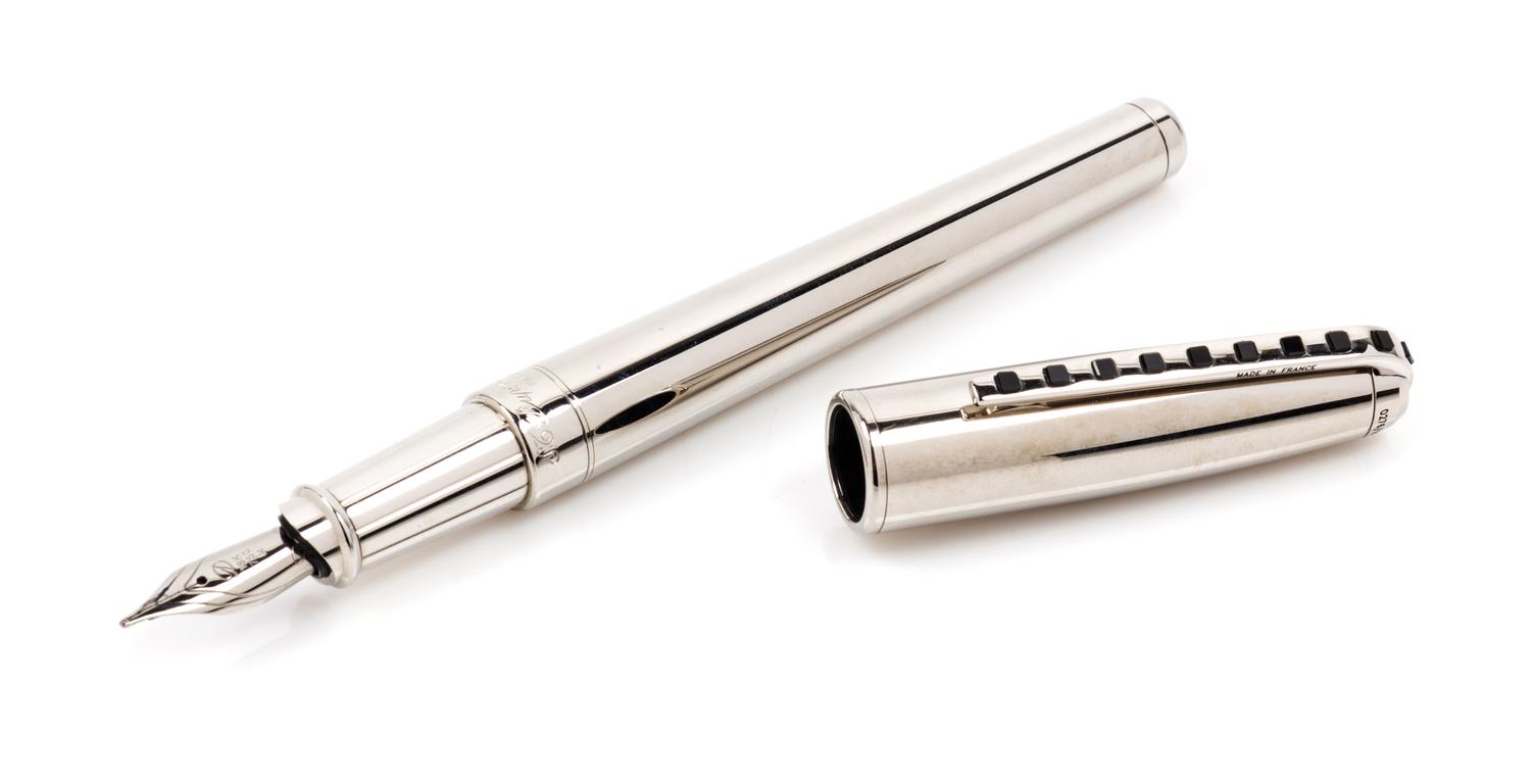 An S.T. Dupont Night and Light: Night Limited Edition Onyx-Inset Fountain Pen