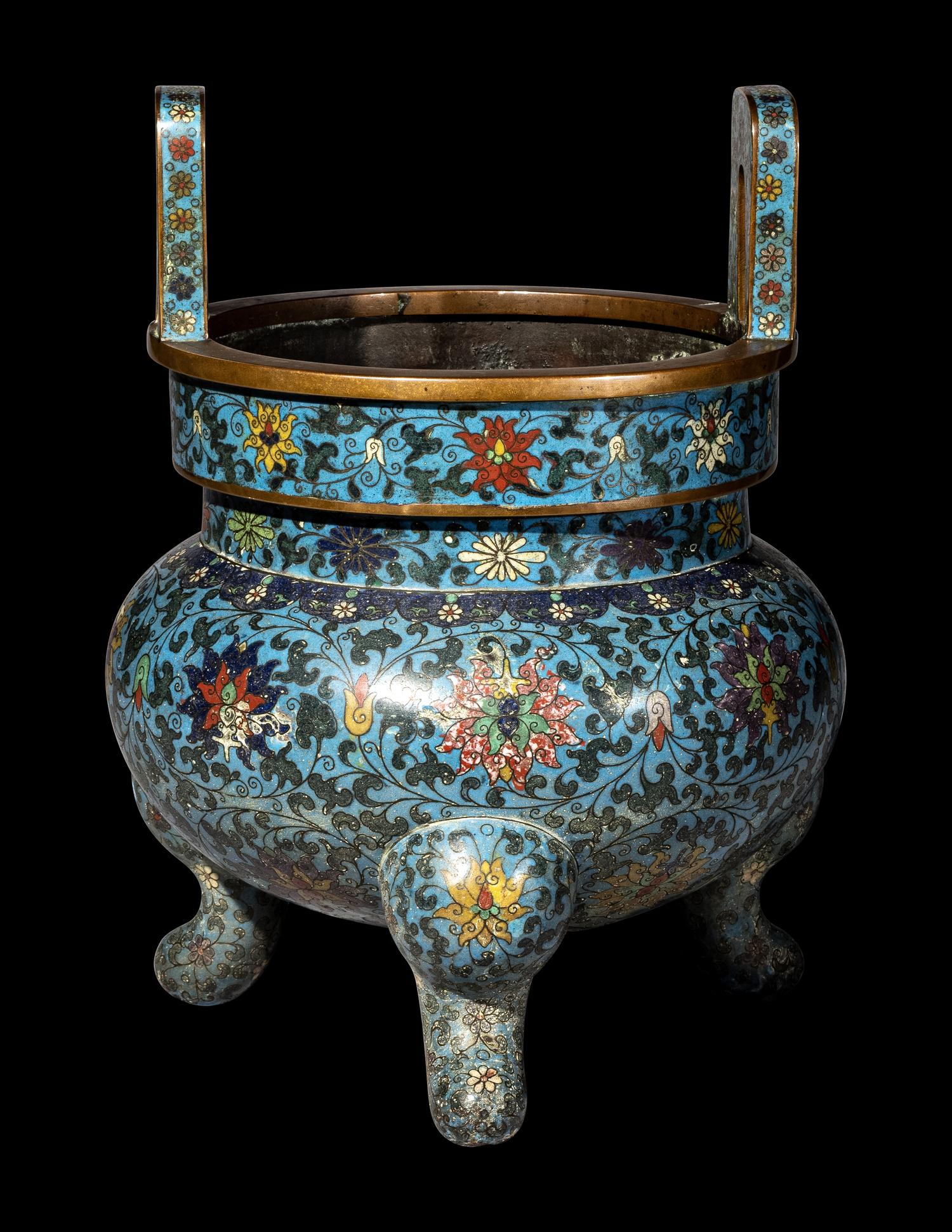 A Large Chinese Cloisonn é Enamel Incense Burner