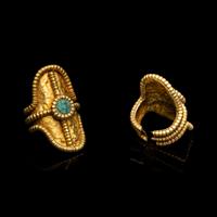 A Pair of Chinese Turquoise Inset Gold Rings, Liao Dynasty 遼 金鑲綠松石聯珠紋指環一對