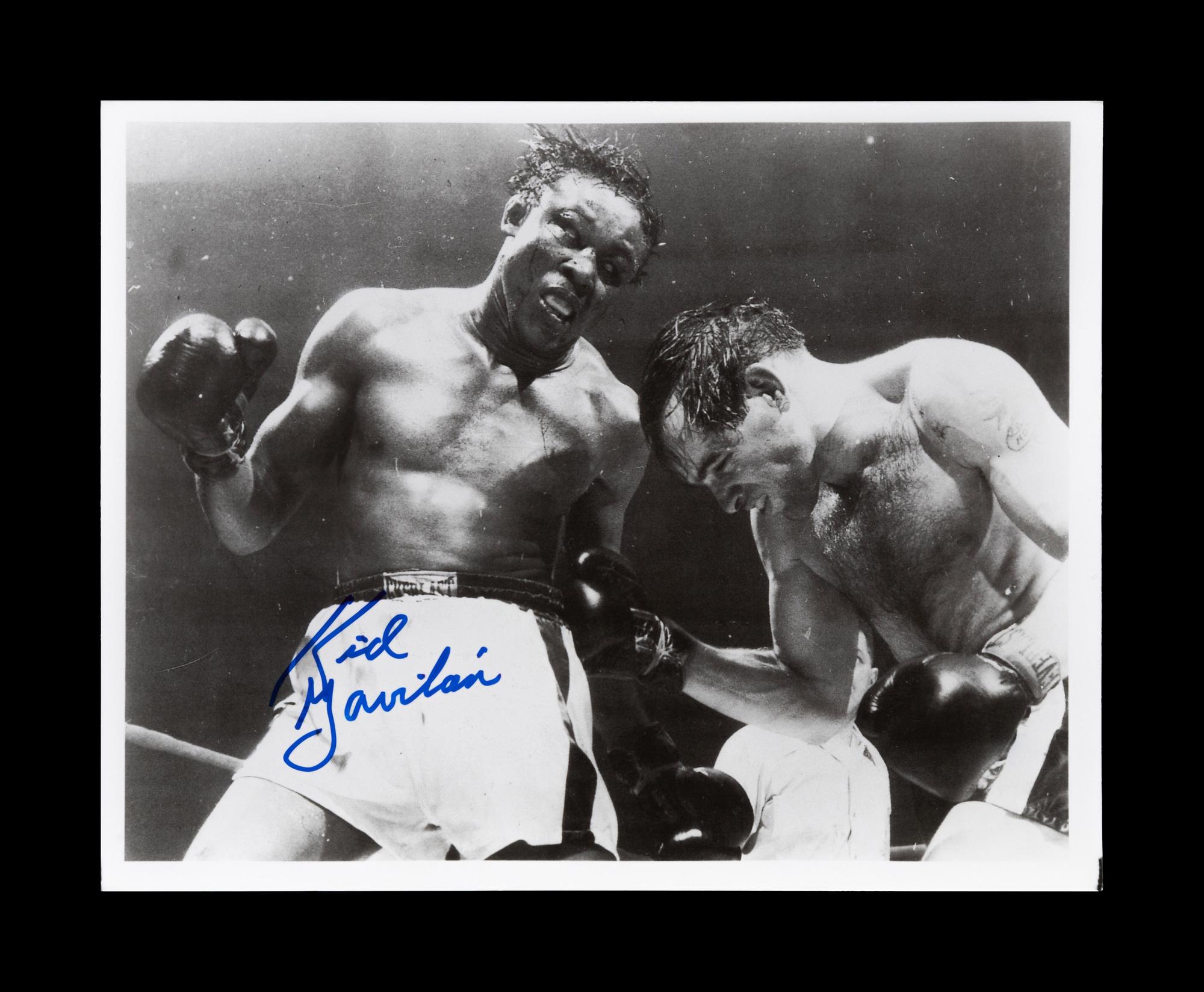 A Group of 29 Autographs from 20th Century Boxing Champions and Notables,