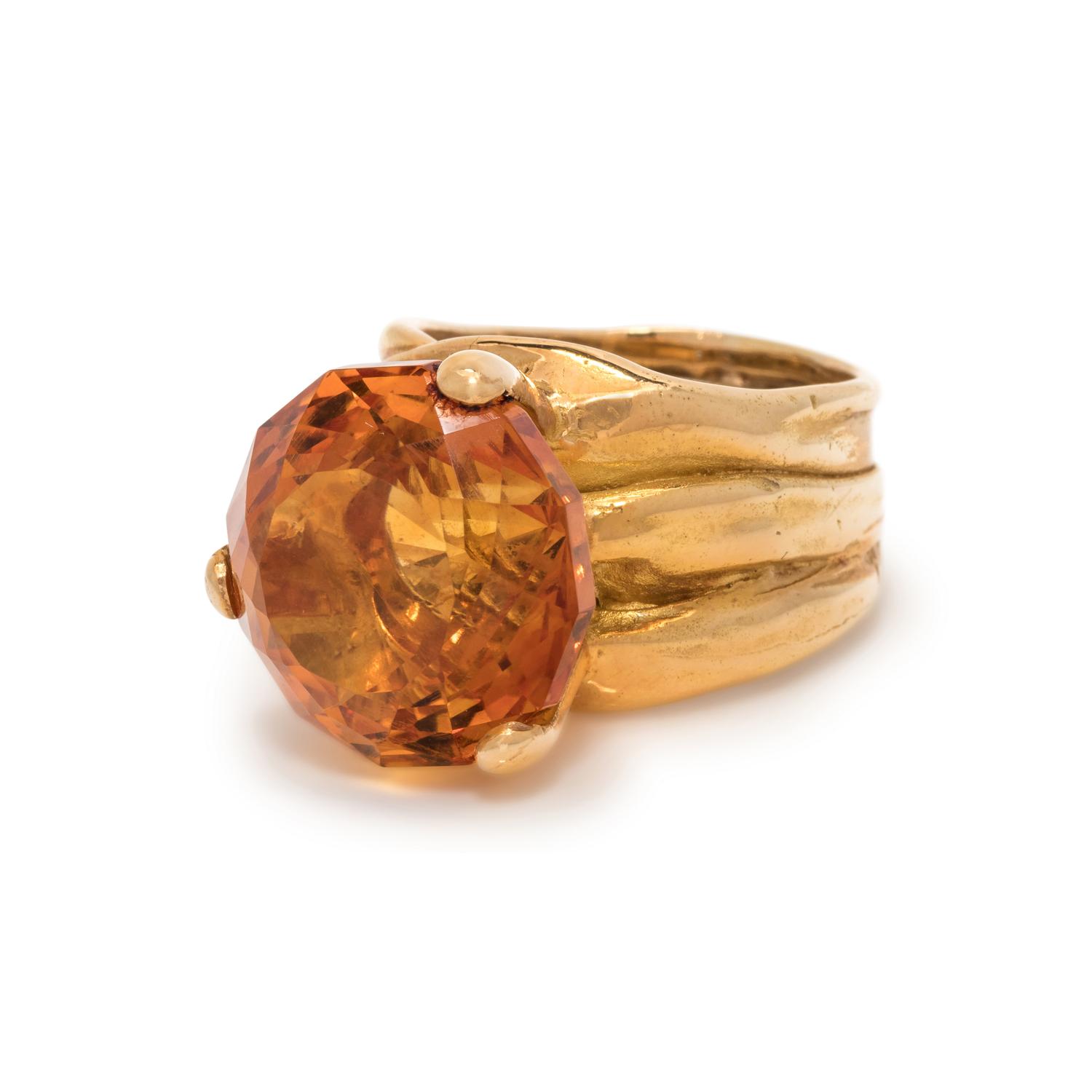 ANGELA PINTALDI, YELLOW GOLD AND CITRINE RING