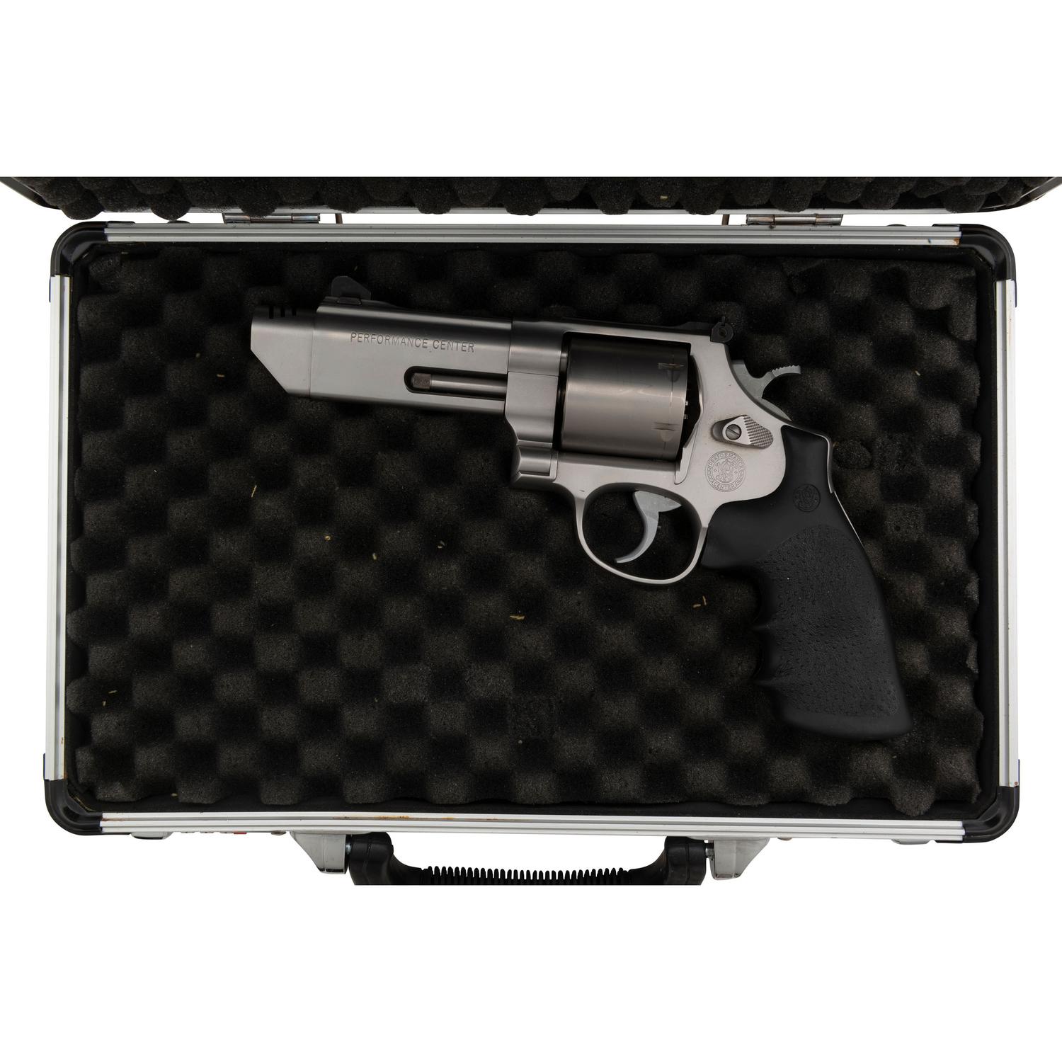 *Smith & Wesson Performance Center Model 629-5 in Box with Accessories