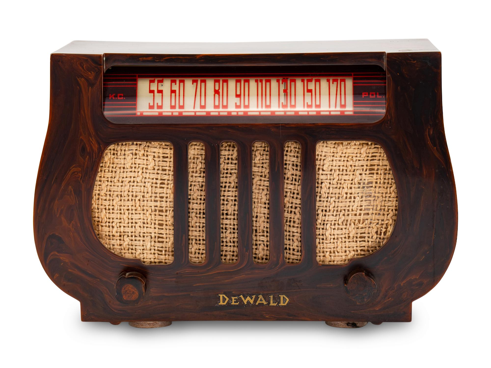A Dewald A501 Harp Radio