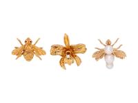 COLLECTION OF YELLOW GOLD BROOCHES