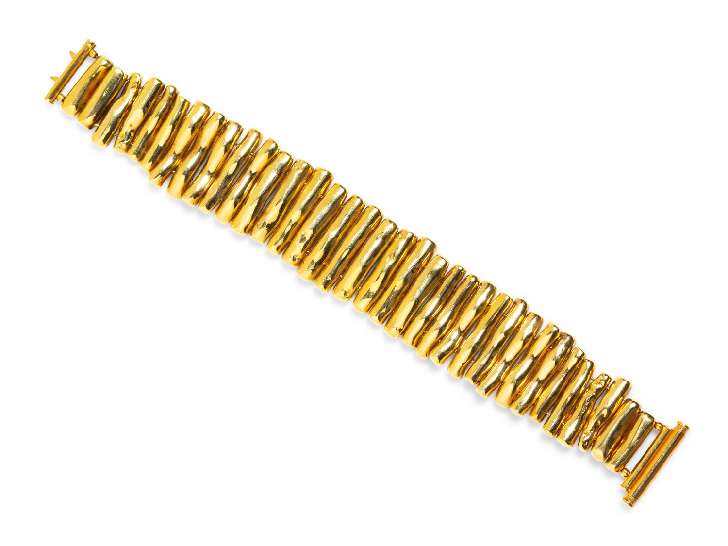 A 14 Karat Yellow Gold Bracelet, Italian,