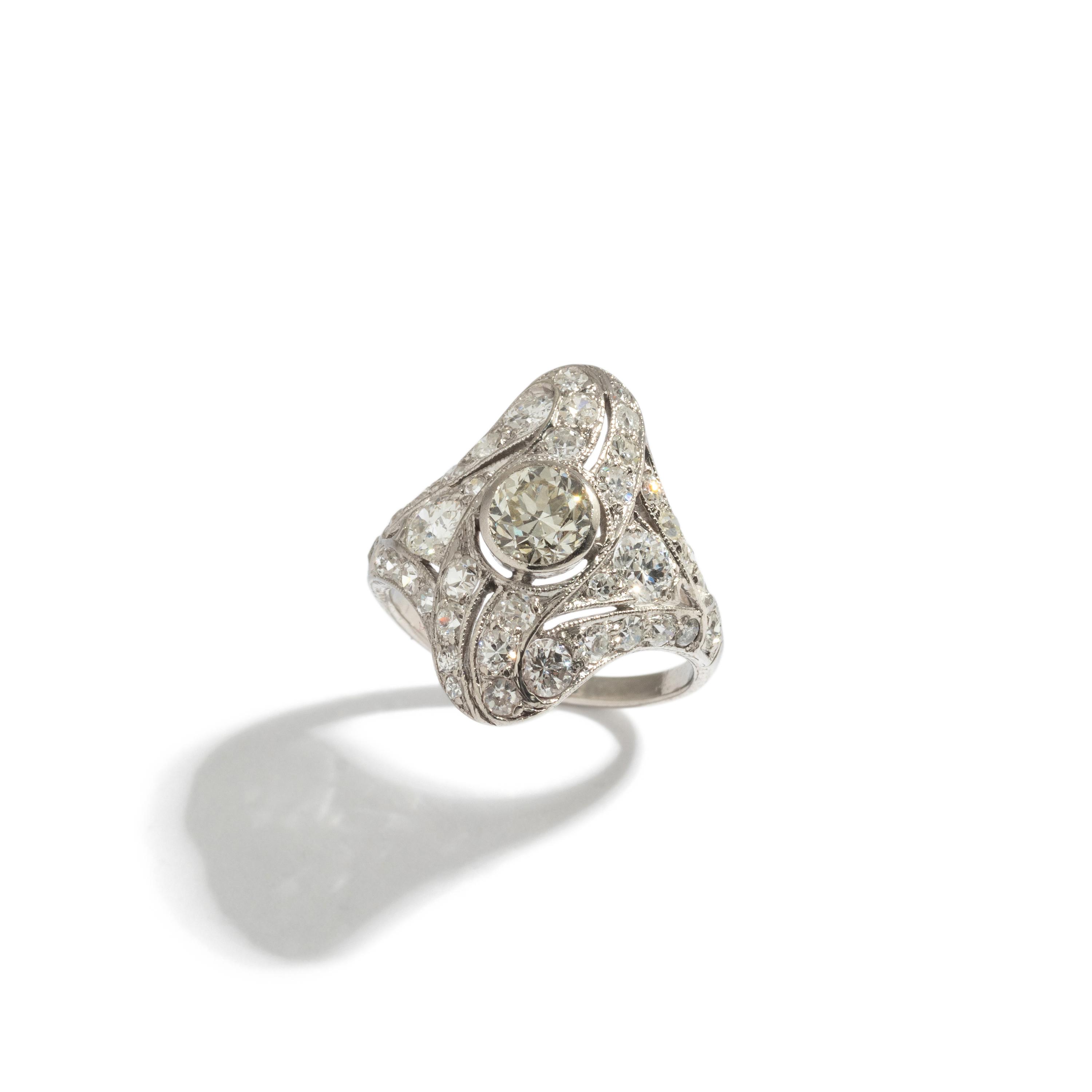 ART DECO, DIAMOND RING