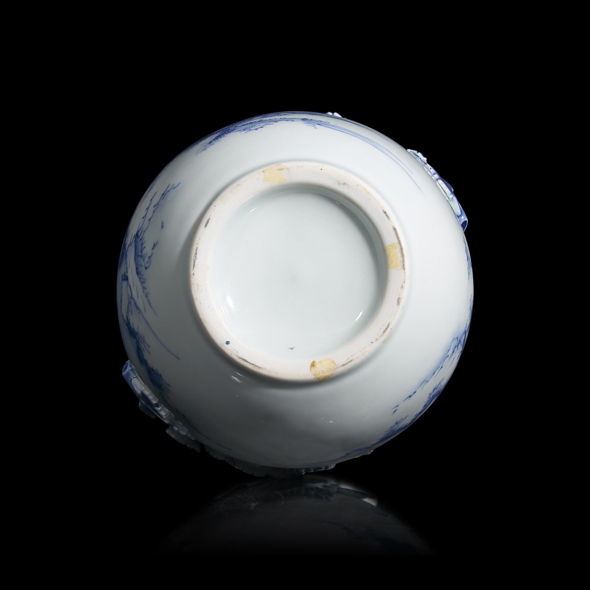 A Japanese Hirado Blue and White "Chrysanthemums" Vase, Late Edo to Meiji Period