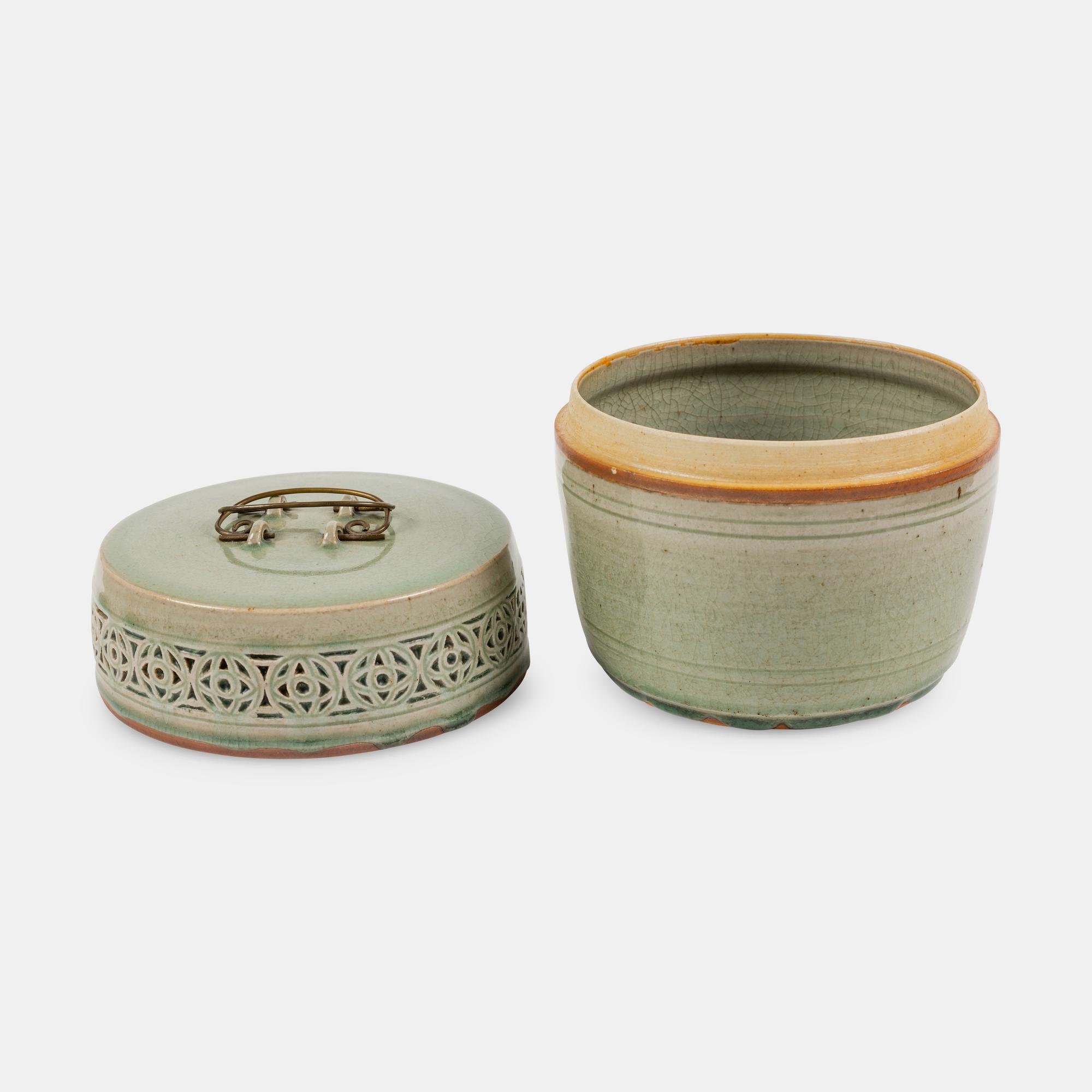 Lidded Jar, c. 1949 Bing & Grondahl, Denmark