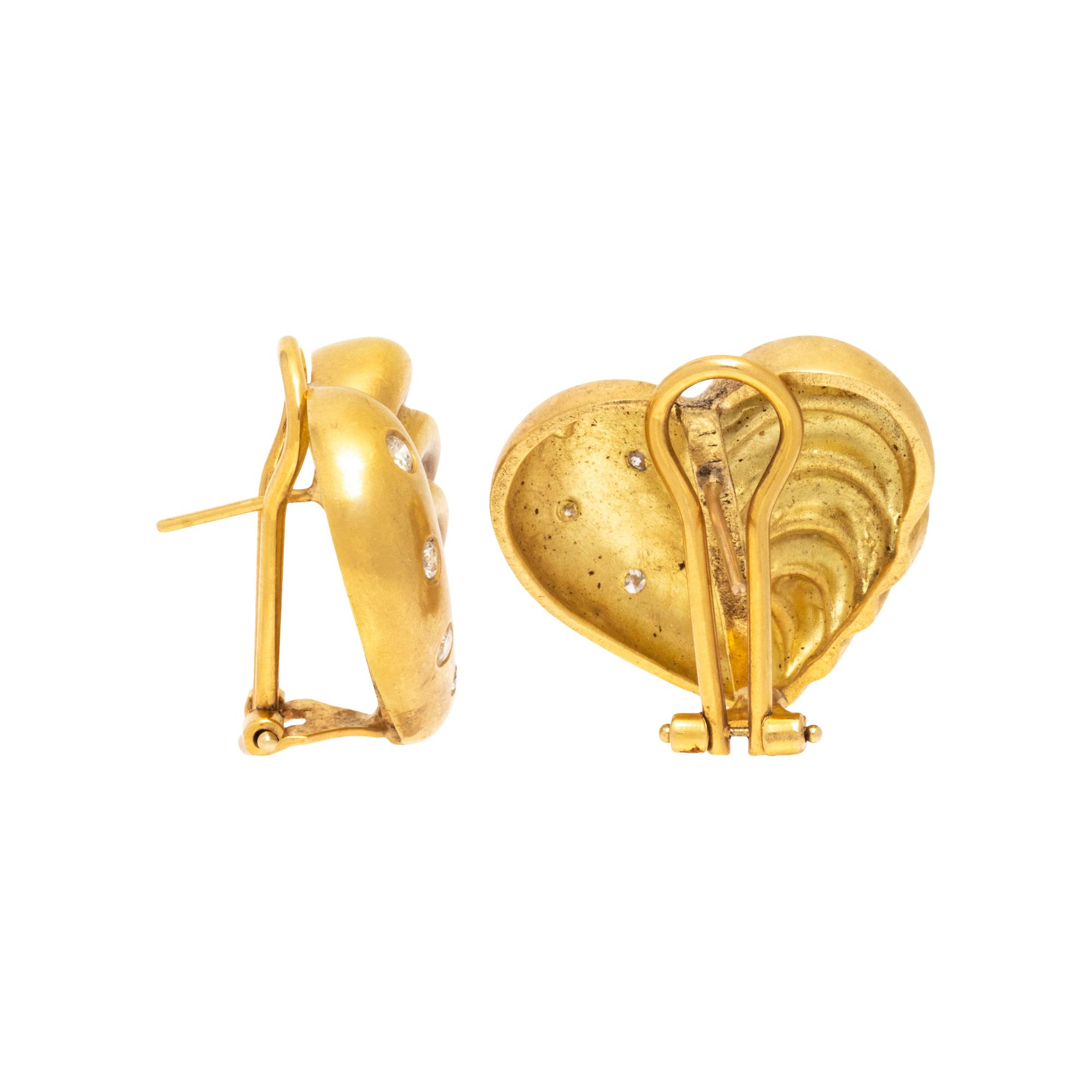 YELLOW GOLD AND DIAMOND HEART EARRINGS