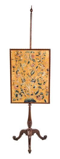 A George III Mahogany Pole Screen Height 70 inches. — 18TH CENTURY