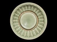 A Chinese Longquan celadon "Double Fish" dish, Southern Song to Yuan dynasty 龍泉窯雙魚盤 南宋至元