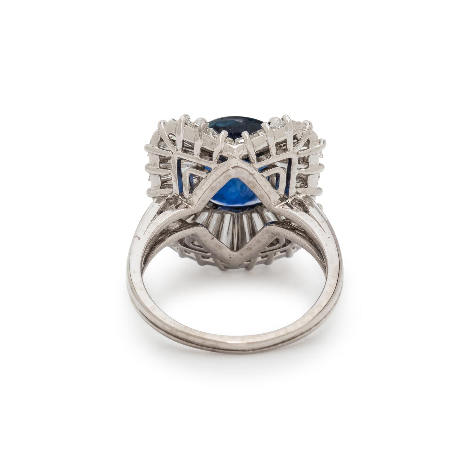 OSCAR HEYMAN, SAPPHIRE AND DIAMOND RING