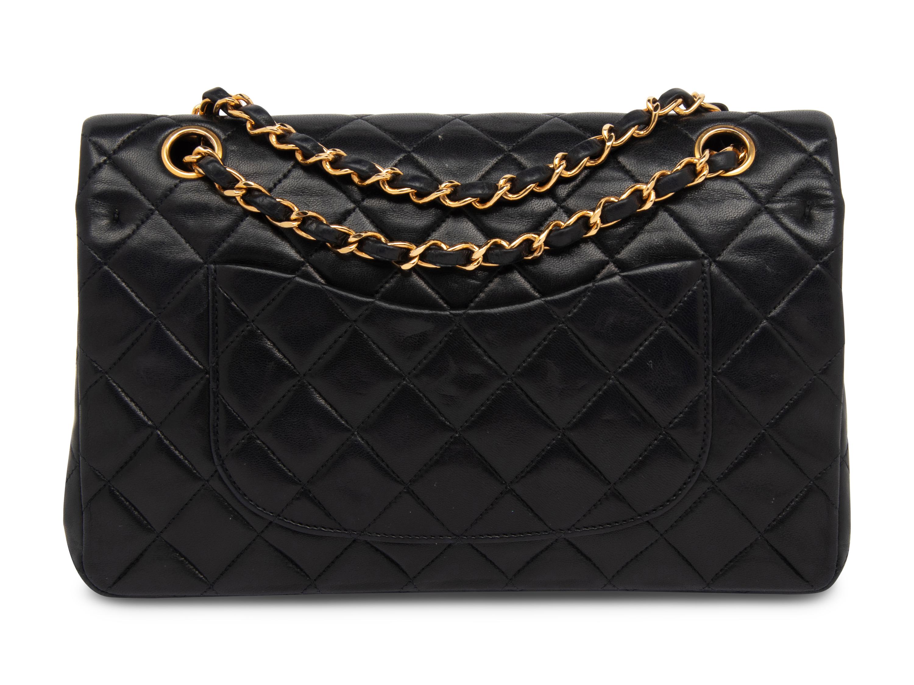 CHANEL, MEDIUM CLASSIC FLAP BAG