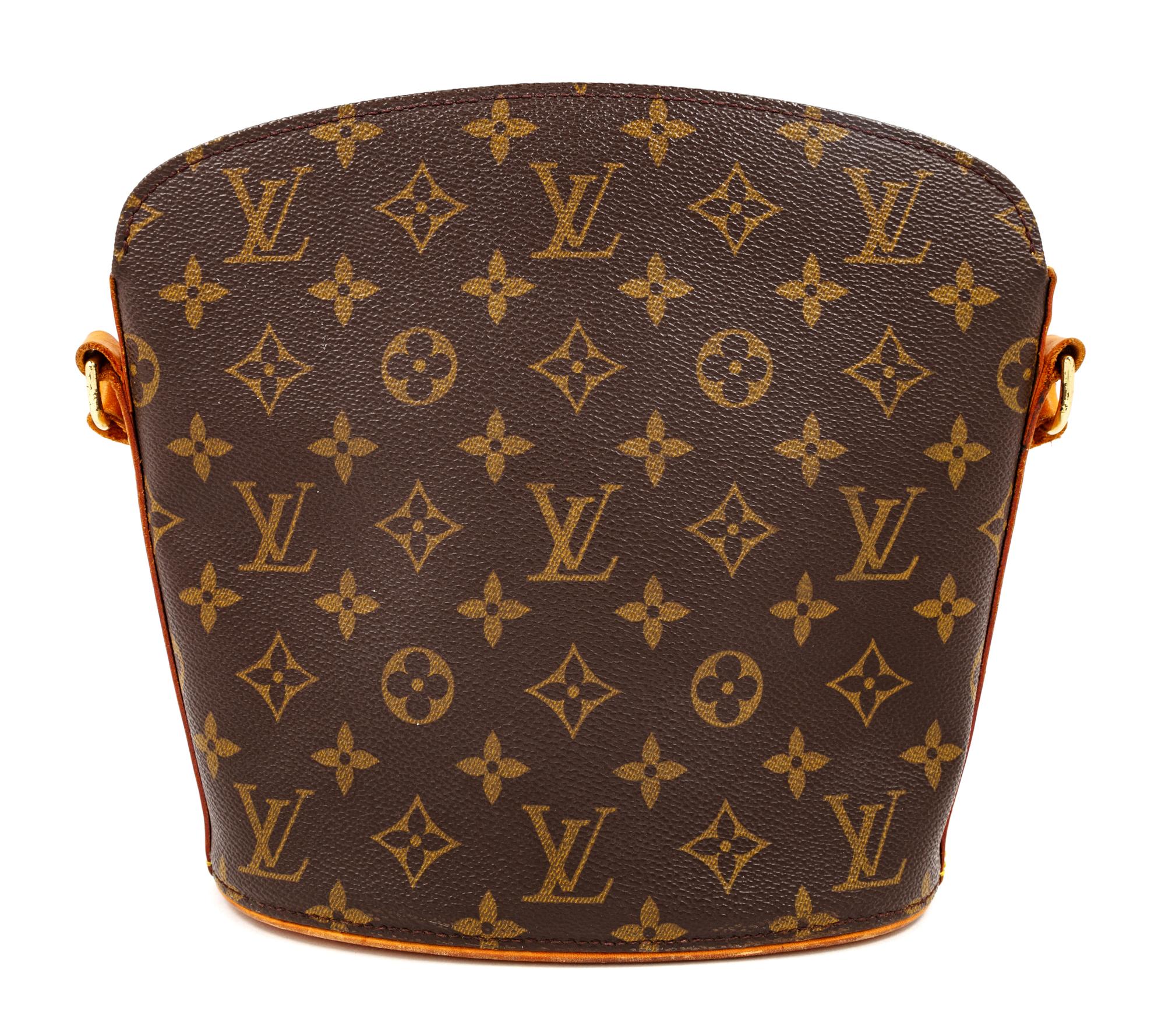 A Louis Vuitton Monogram Canvas Shoulder Bag, 8.5" H x 9.5" W x 3.5" D; Strap drop: 17.5" - 24".