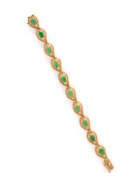 YELLOW GOLD AND JADE BRACELET