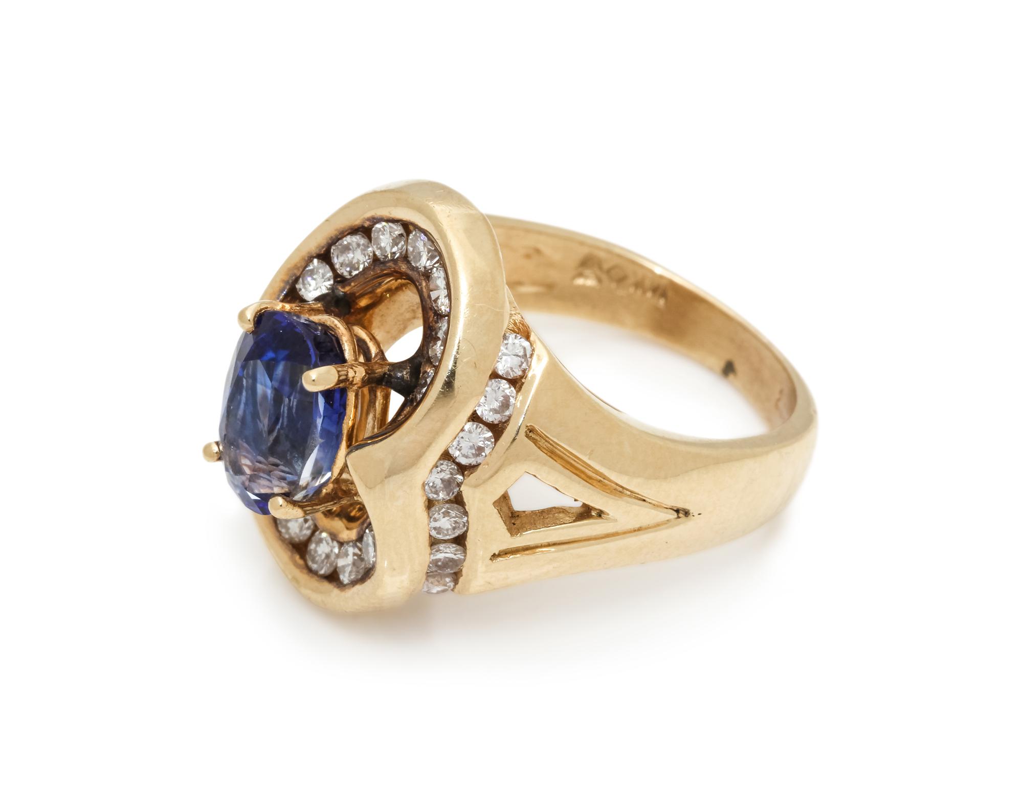 SAPPHIRE AND DIAMOND RING
