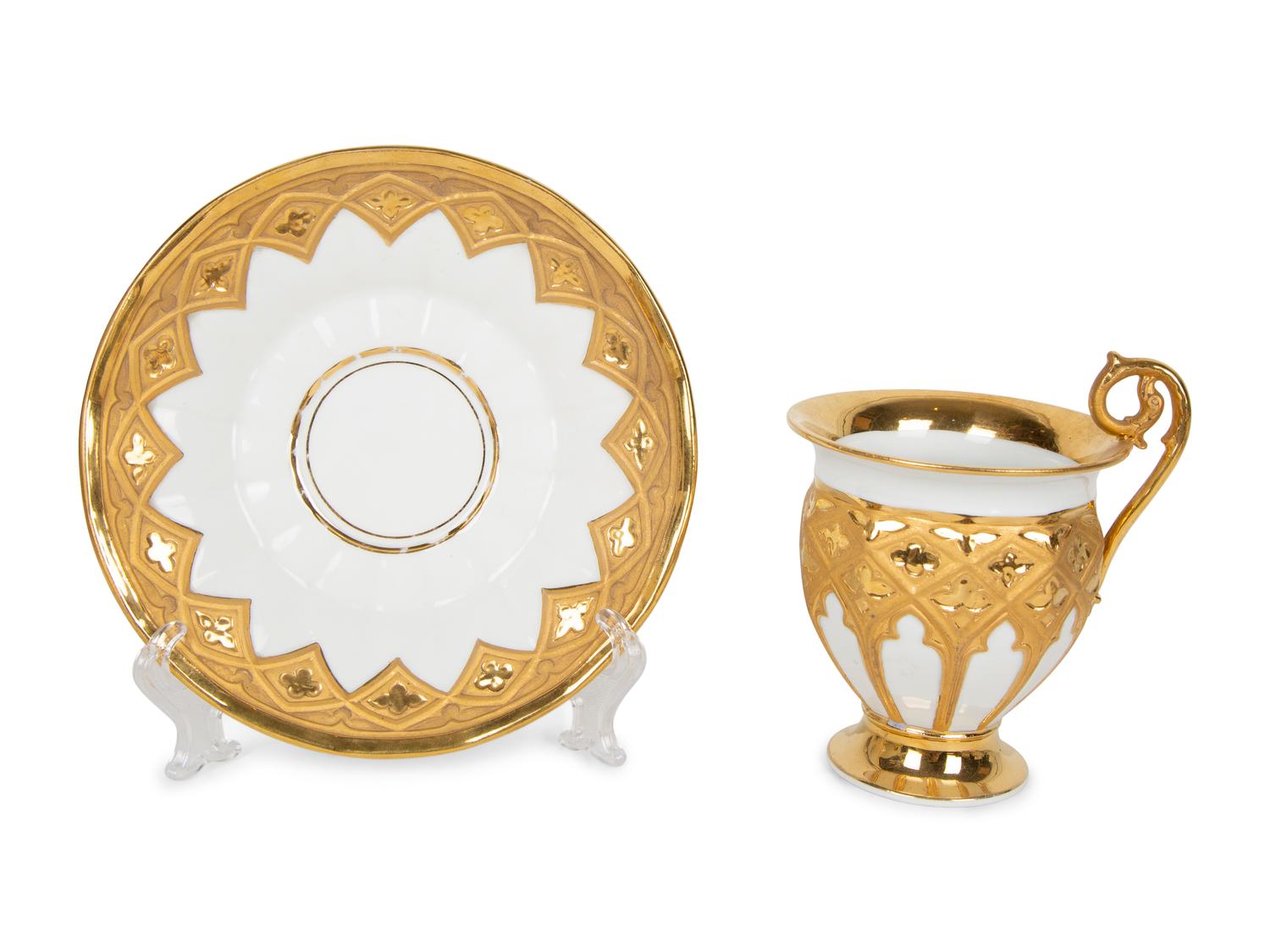 Ten Meissen and Style of Porcelain Teacups and Saucers — 19TH/20TH CENTURY
