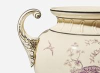 A Wedgwood Queensware Handled Vase with Liverpool Birds Decoration, UK, late 19th century