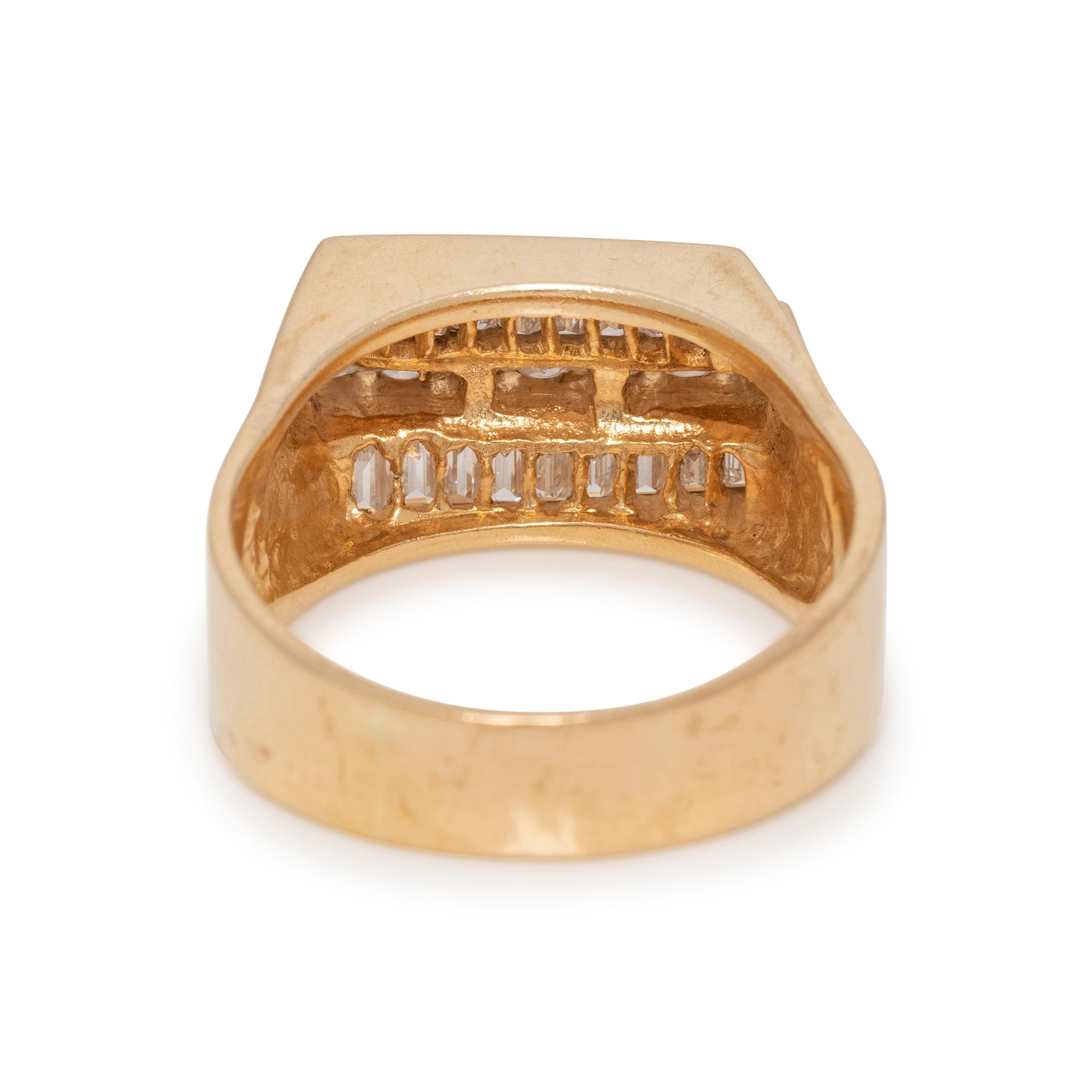 DIAMOND RING