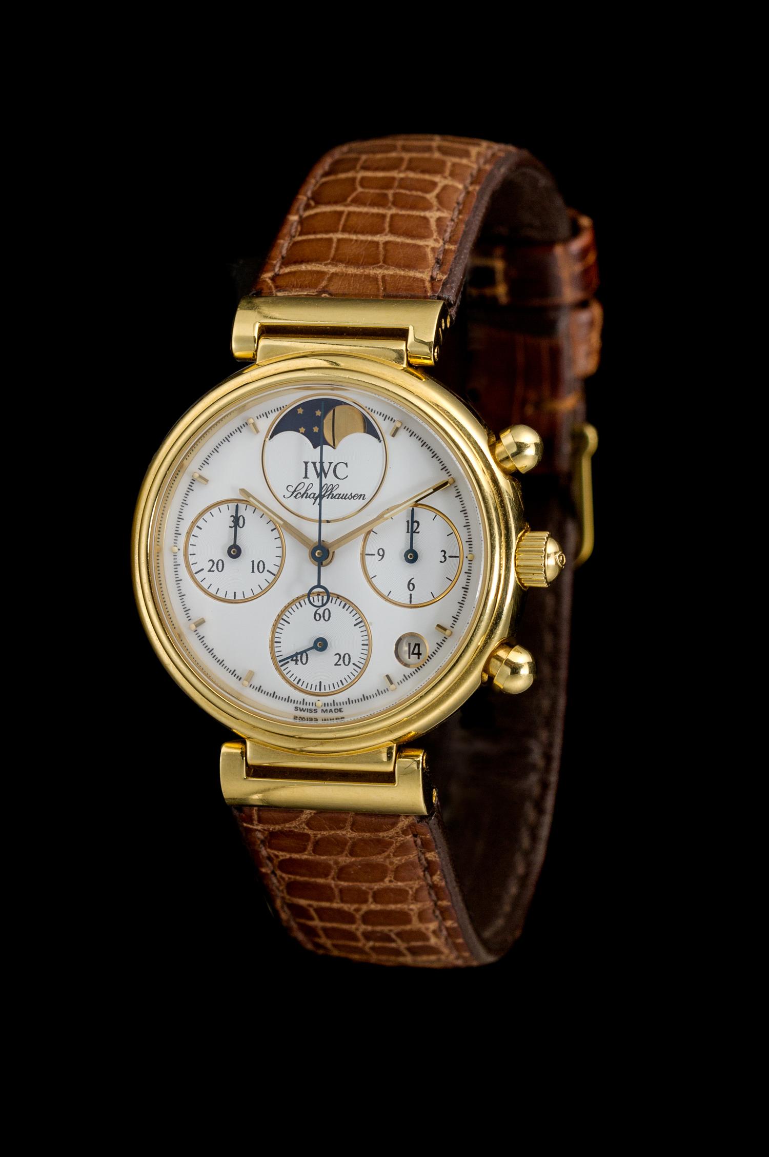 An 18 Karat Yellow Gold Ref. 3735 Chronograph and Moonphase DaVinci Wristwatch, IWC,