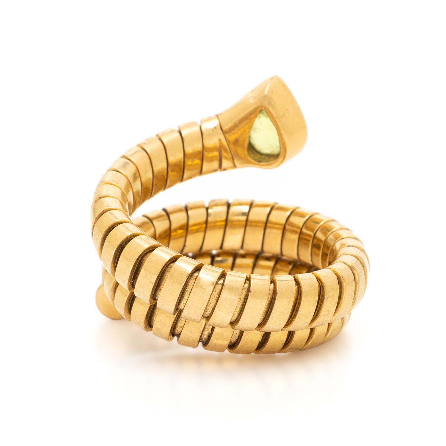 BULGARI, YELLOW GOLD AND PERIDOT 'SERPENTI TUBOGAS' RING