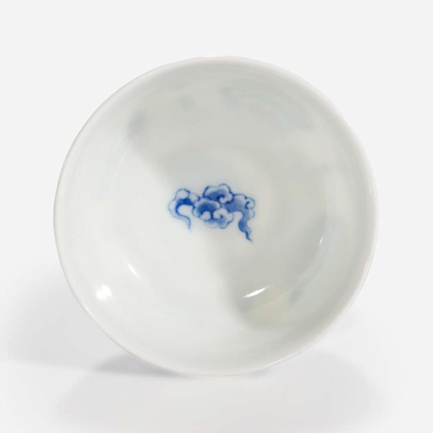 A Chinese doucai-enameled small cup Yongzheng six-character mark