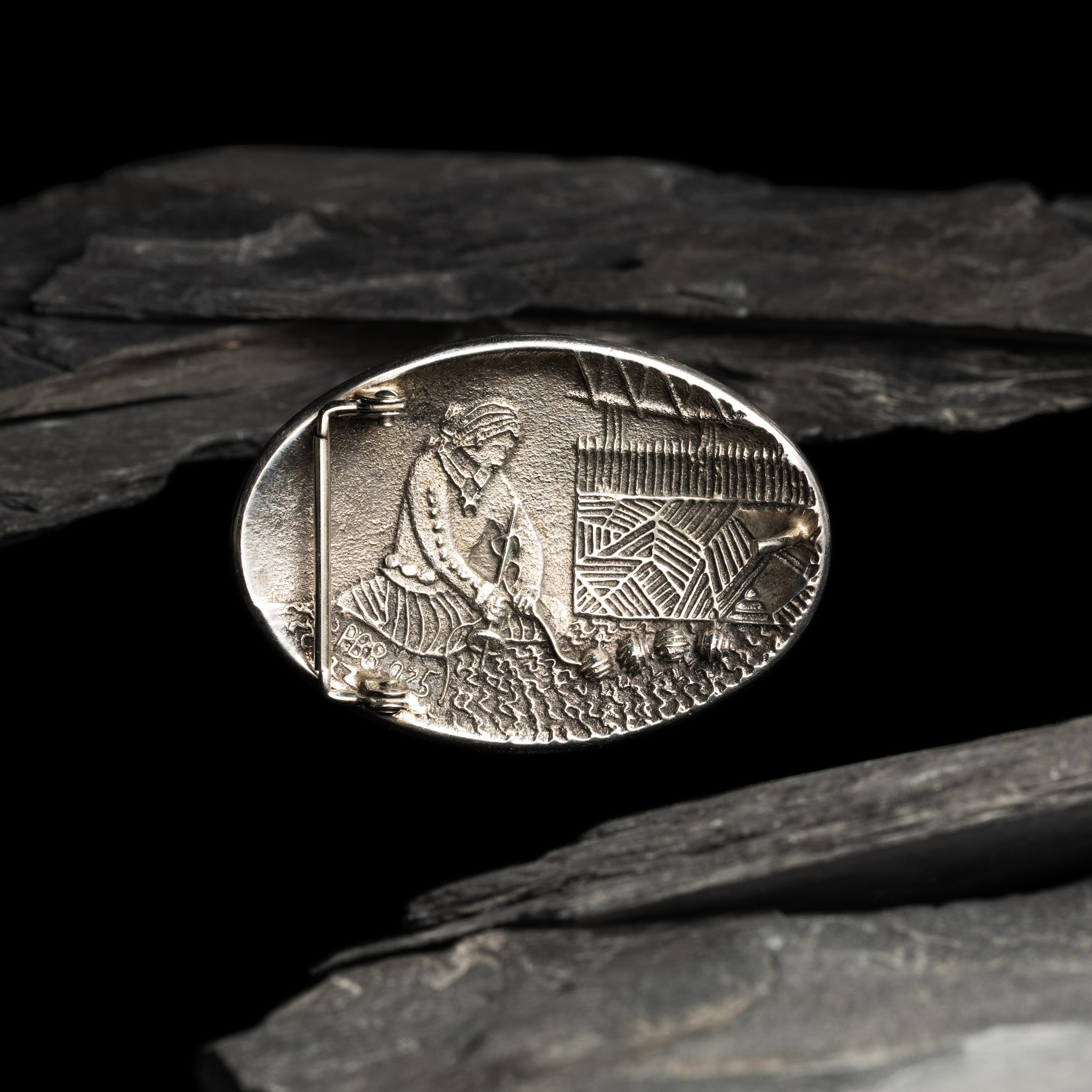 Philander Begay (Diné, b. 1982) — Sterling Silver Tufa Cast Belt Buckle, with Weaving Scene