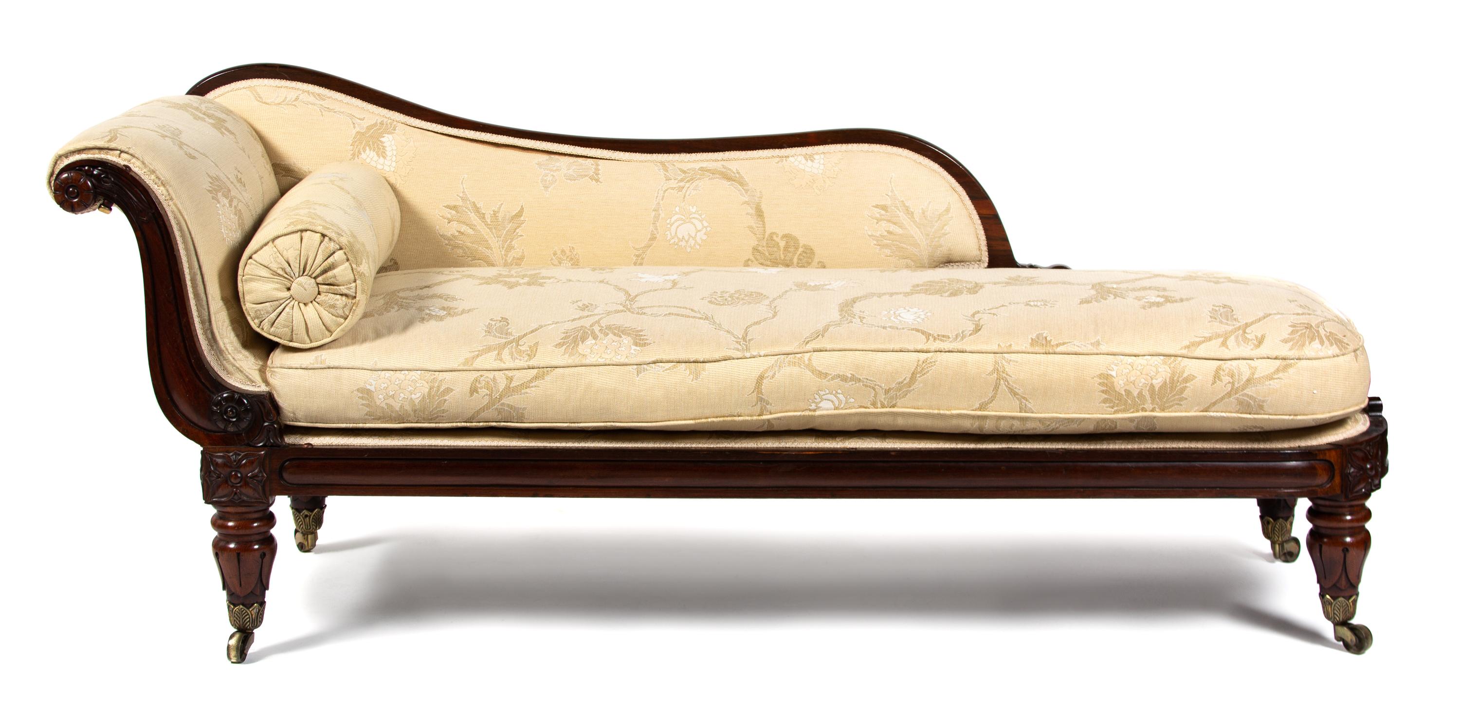 A Victorian Rosewood Recamier Height 30 x length 77 iniches. — 19TH CENTURY