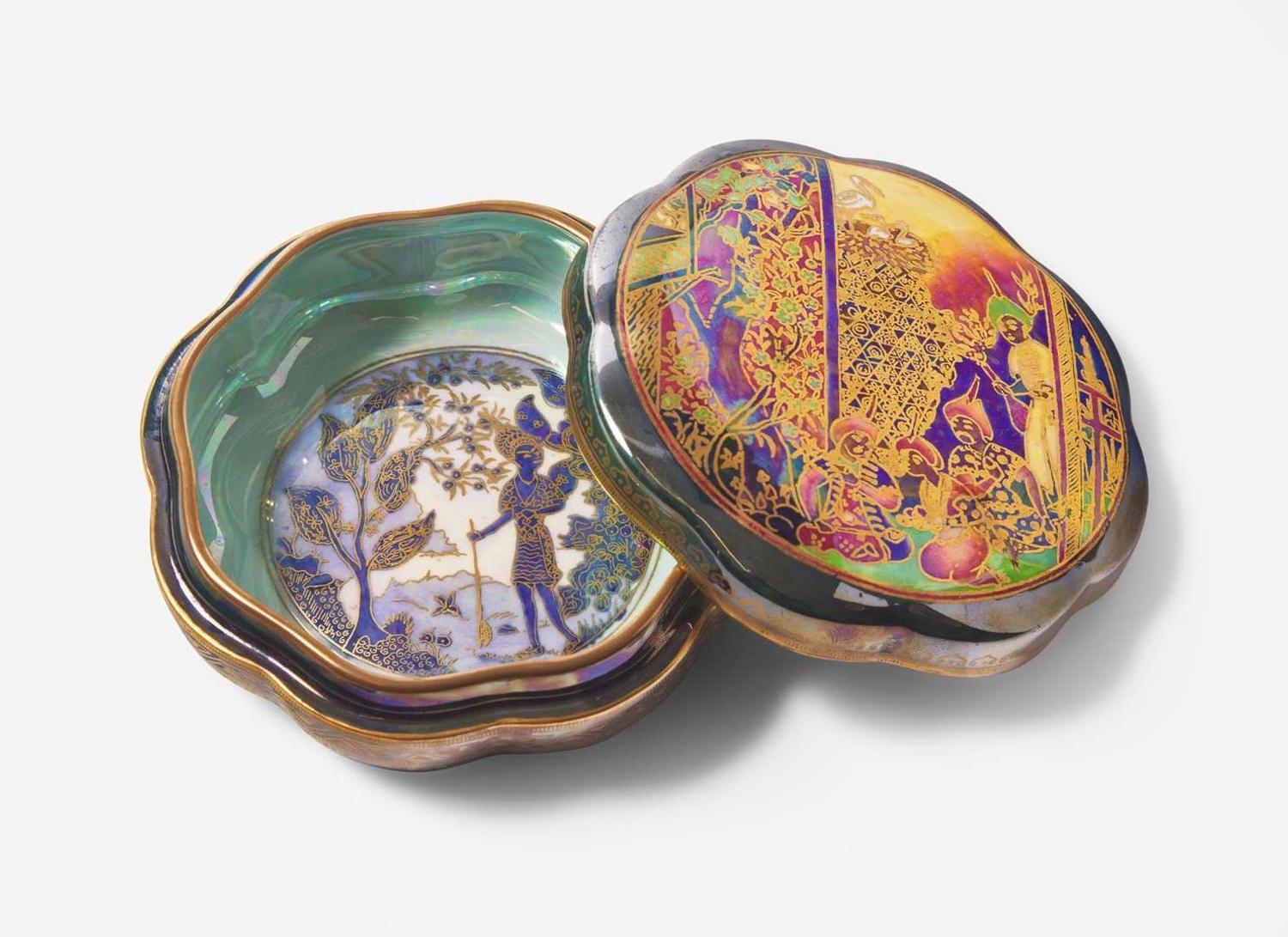 A Wedgwood Fairyland Lustre "Nizami" Box, UK, 1920s