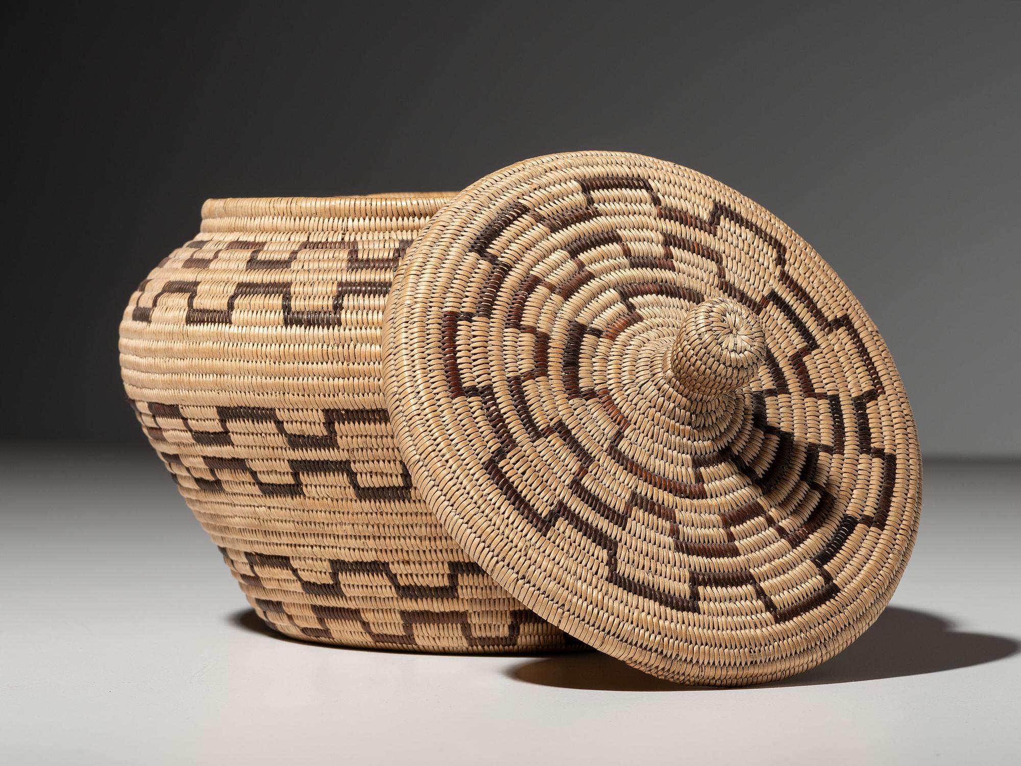 Mono Lidded Basket