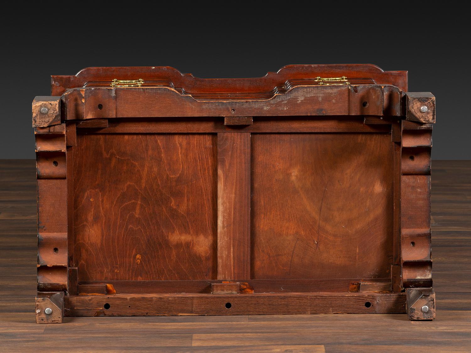 A Chippendale Style Mahogany Block-Front Chest of Drawers