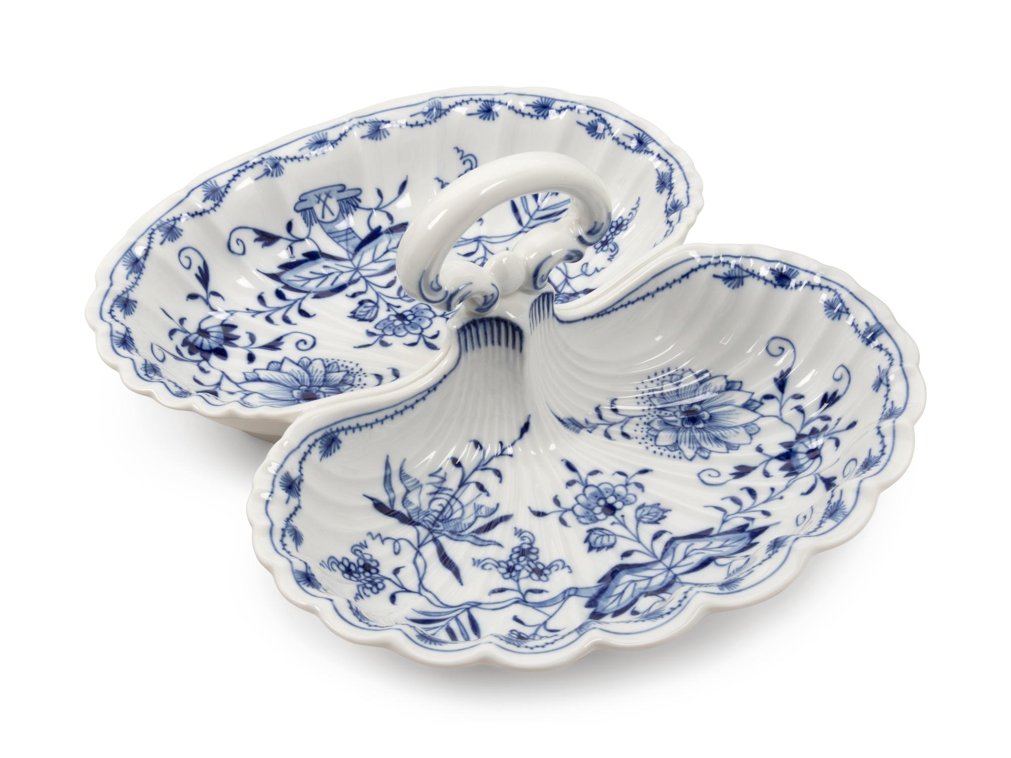 A Meissen Blue Onion Porcelain Dinner Service