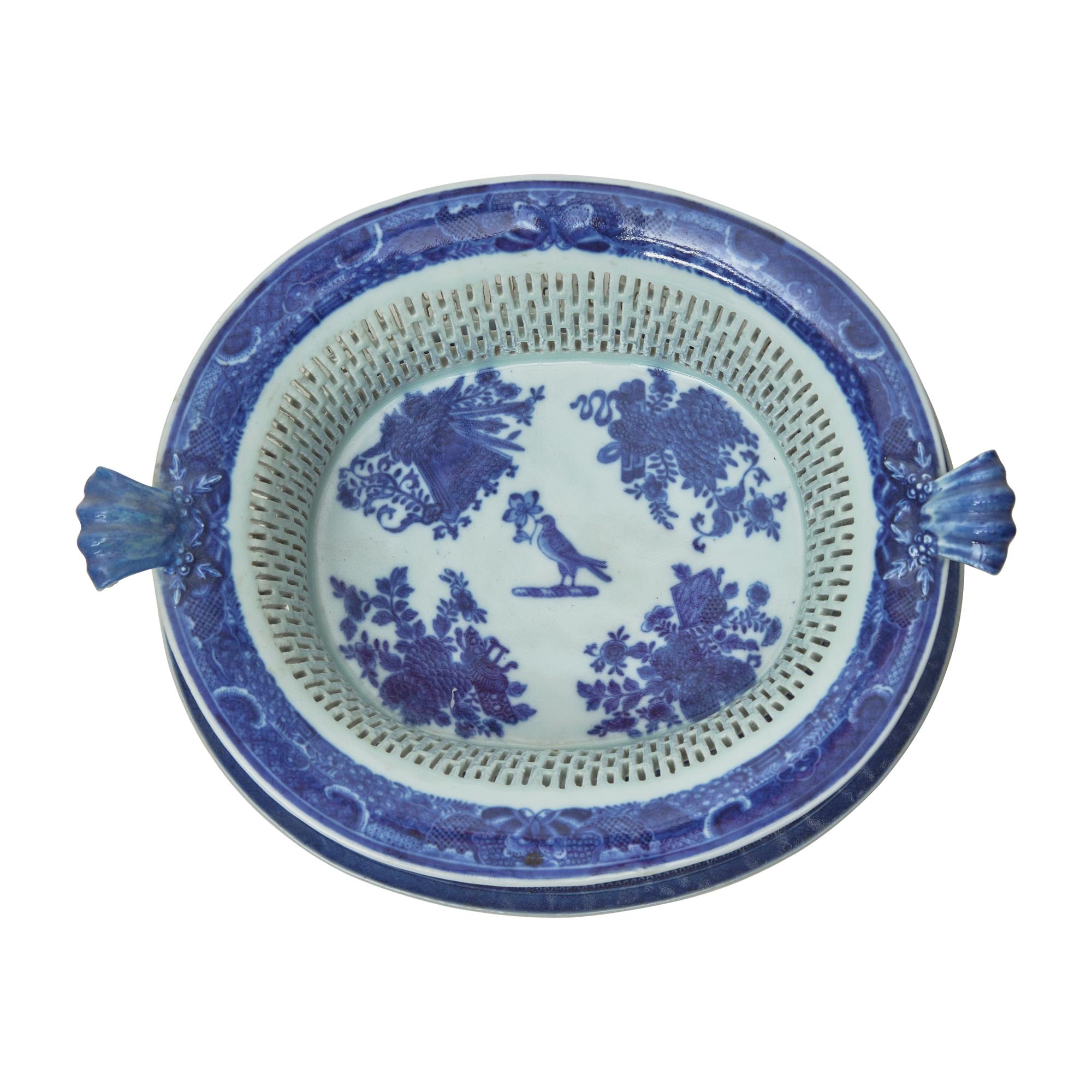 A Chinese Export Porcelain Fitzhugh Reticulated Basket and Undertray